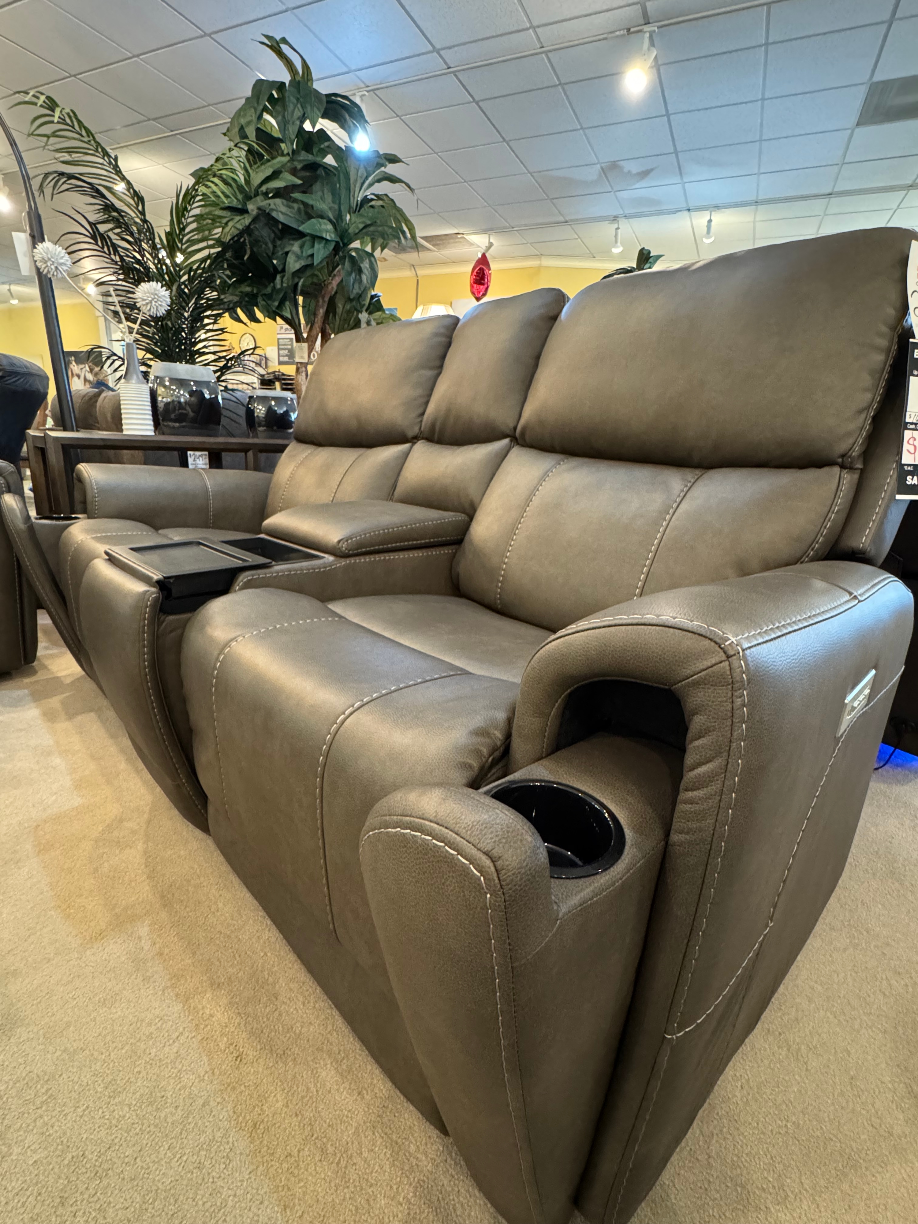 チャコ　オットマン Sound Tech By Shaq Ice Leather 6 Pc Triple Power Reclining Living