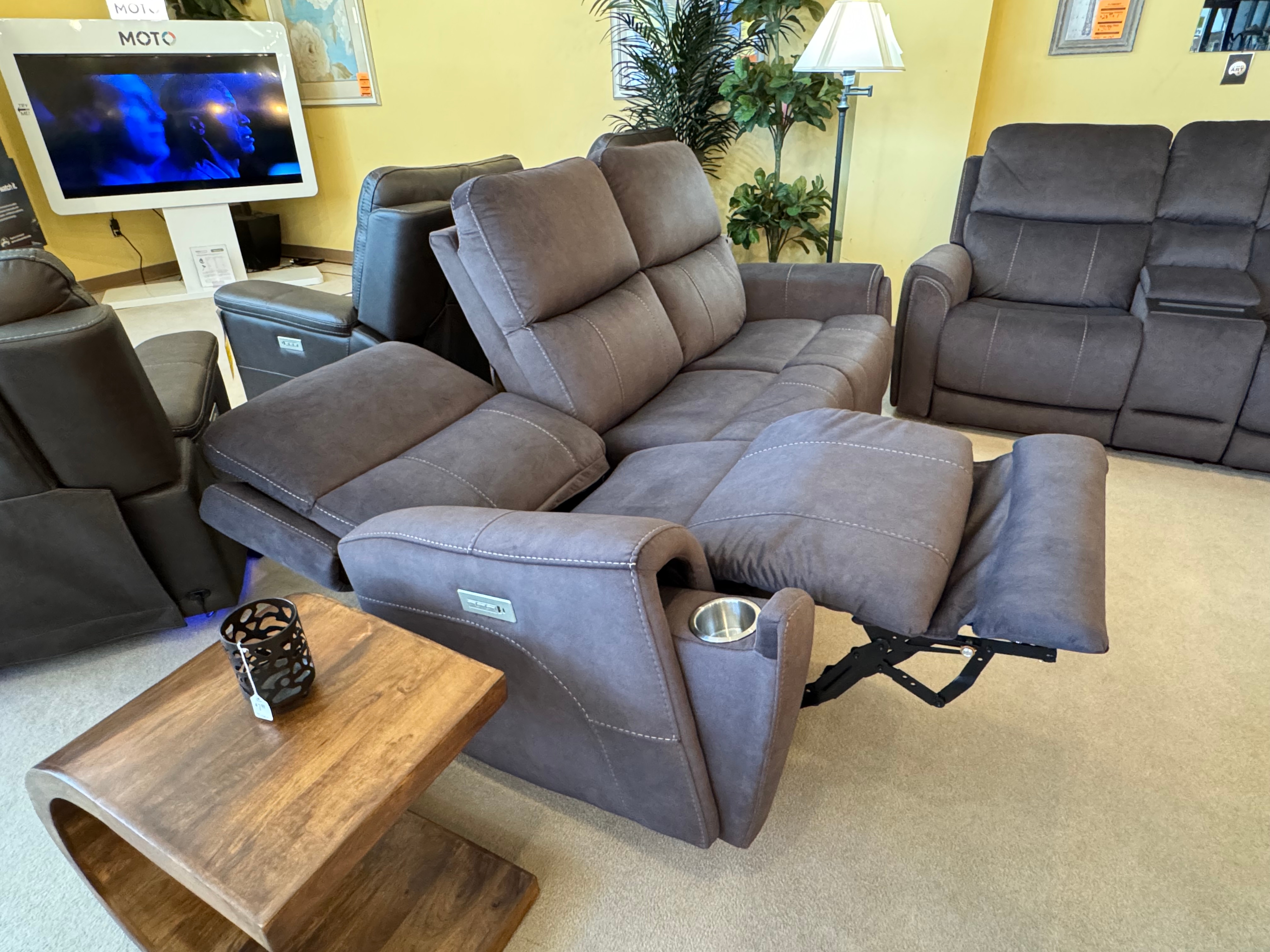 OCICA リューリオンプレイマット 非売品】OSICA ダンまちⅣ part.2 リュー・リオン プレイマット - メルカリ