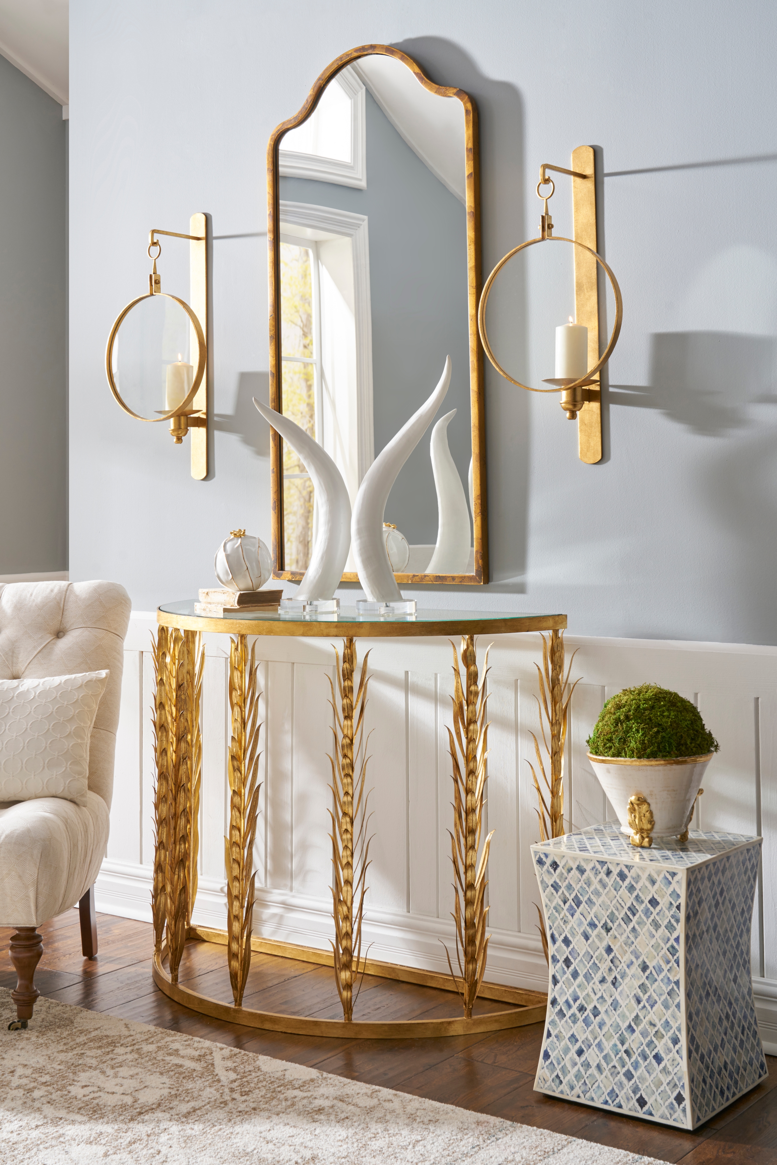 Scalloped Top Mirror - Gold