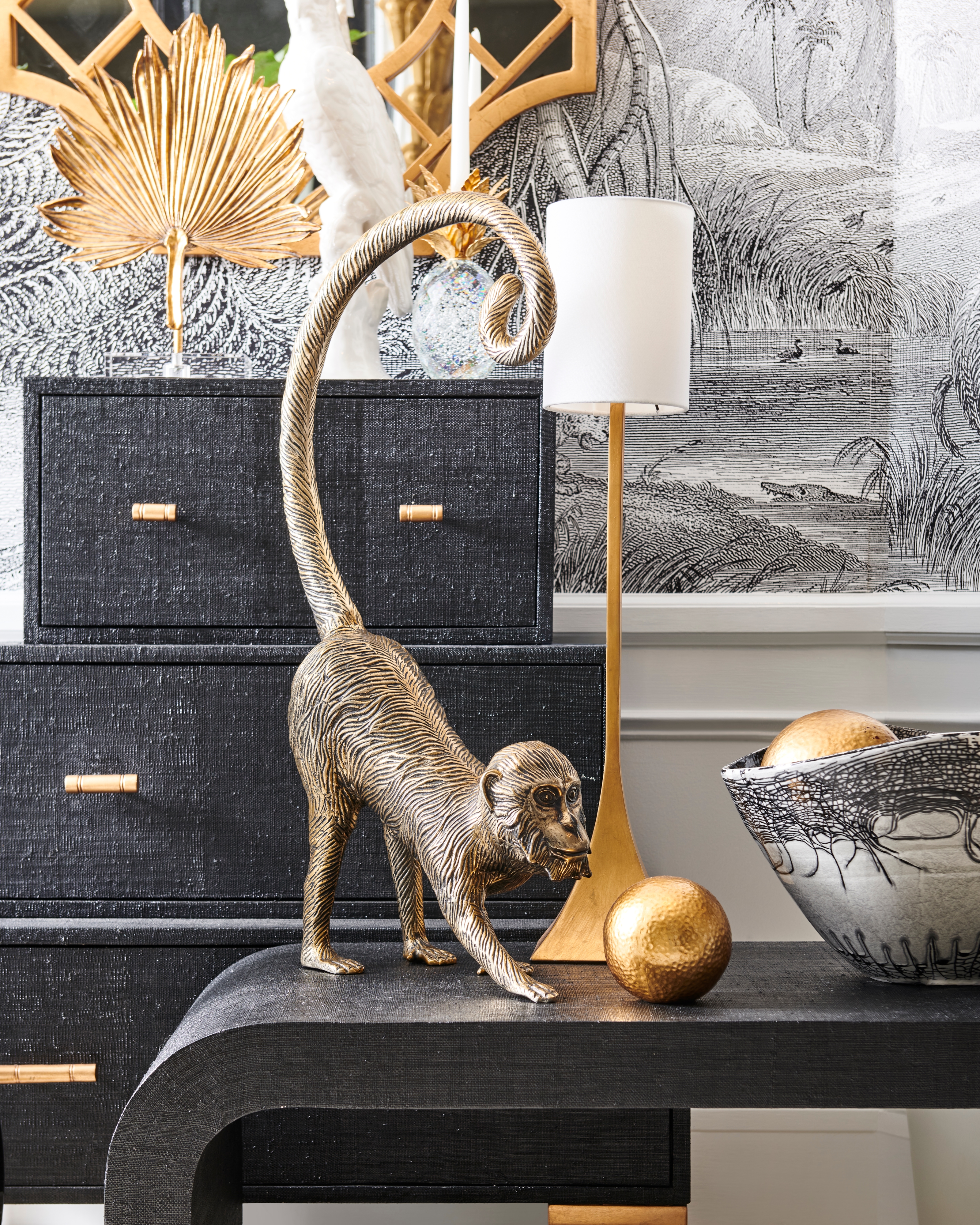 Black Oval Centerpiece