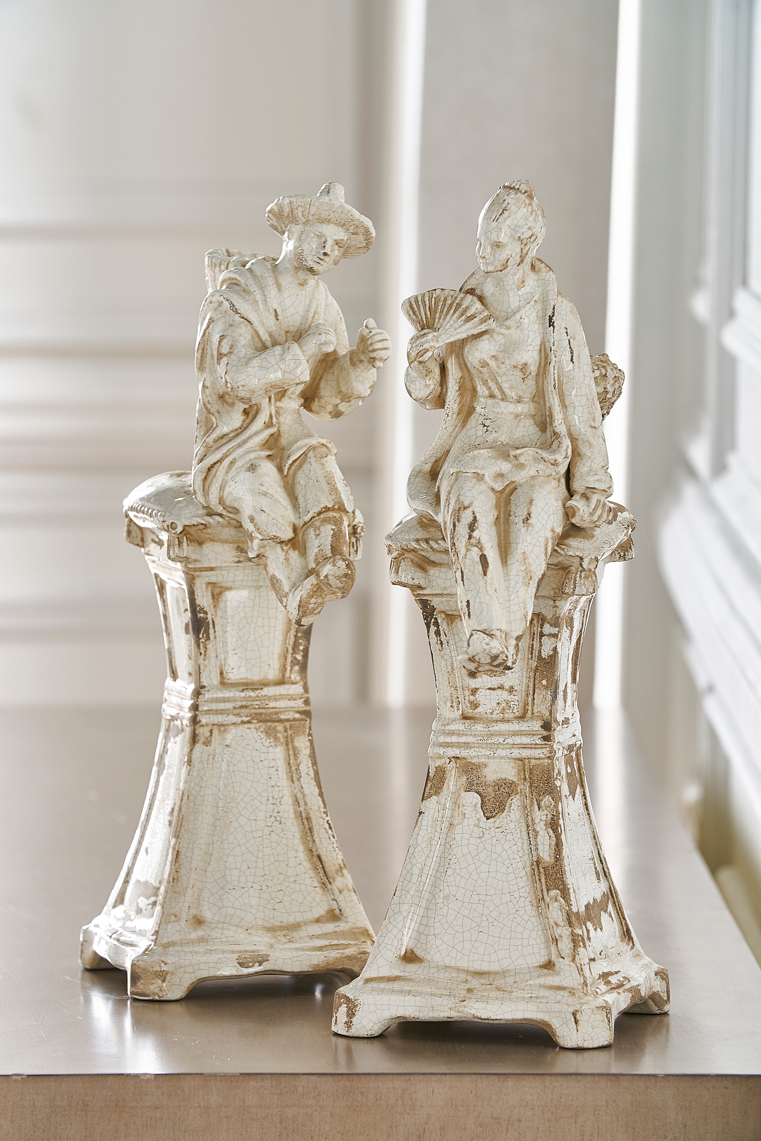 Chinese Figure On Pedestal (Pr)