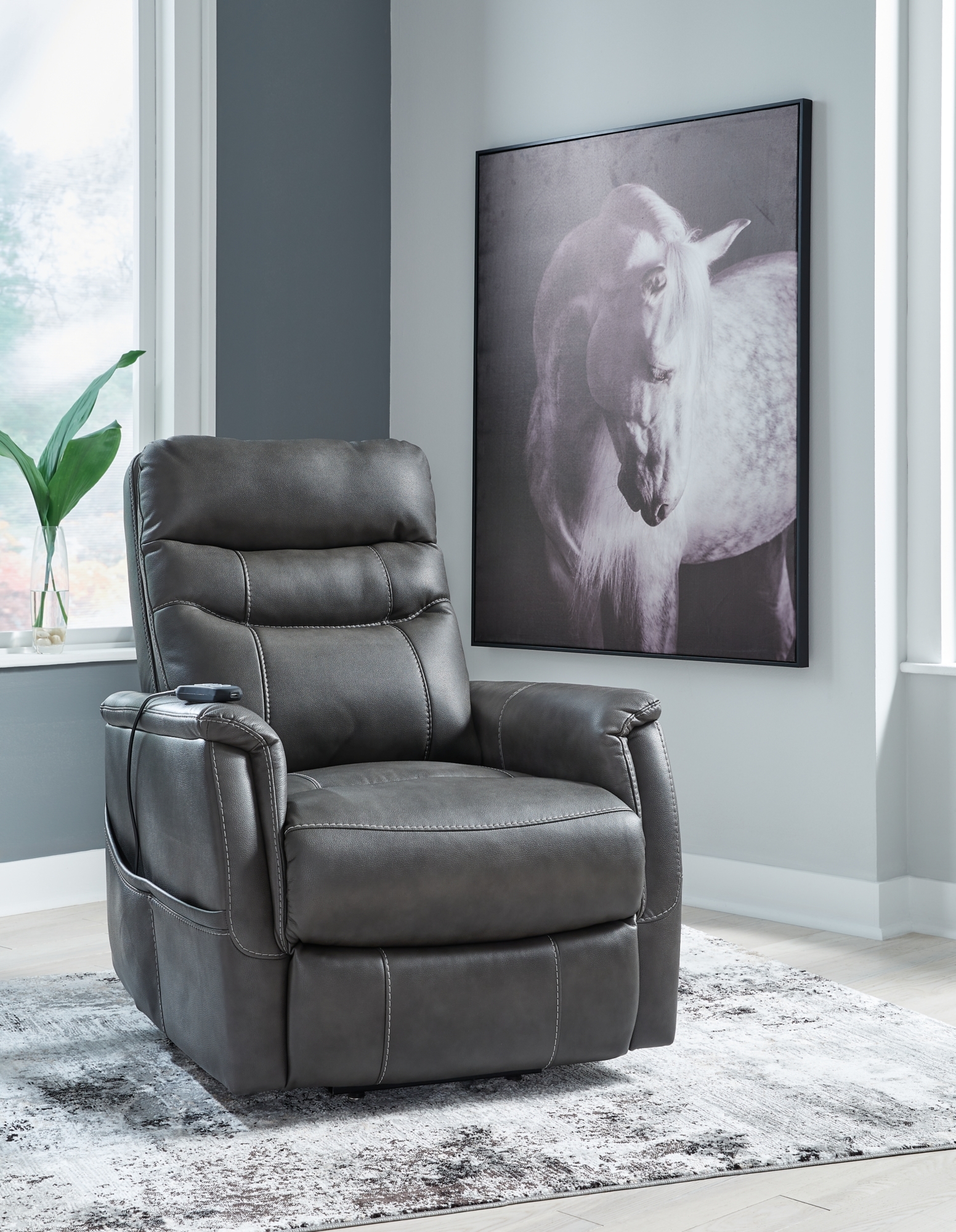 Signature Design by Ashley Strawbill 6390912 Power Lift Recliner