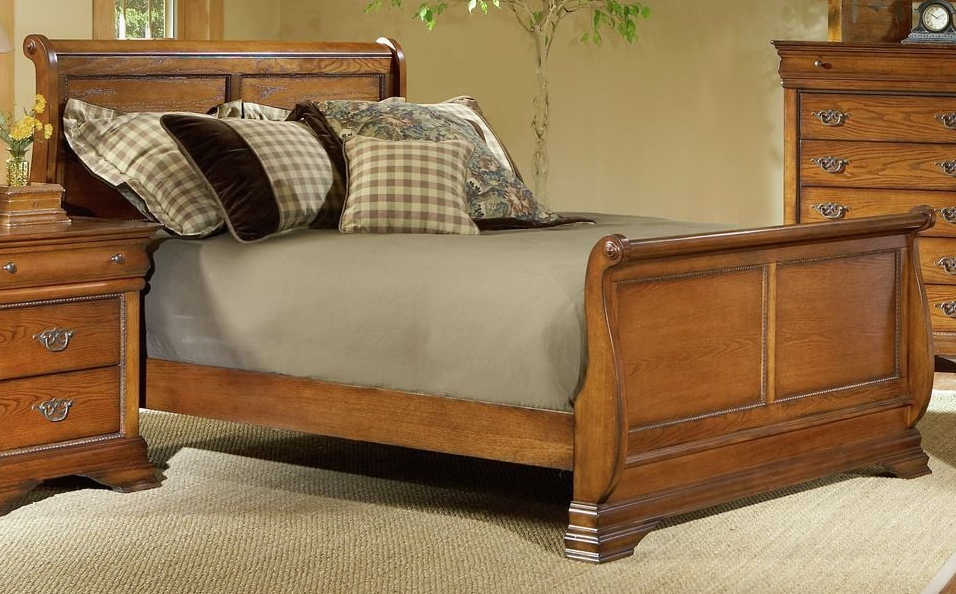 Queen Sleigh Bed