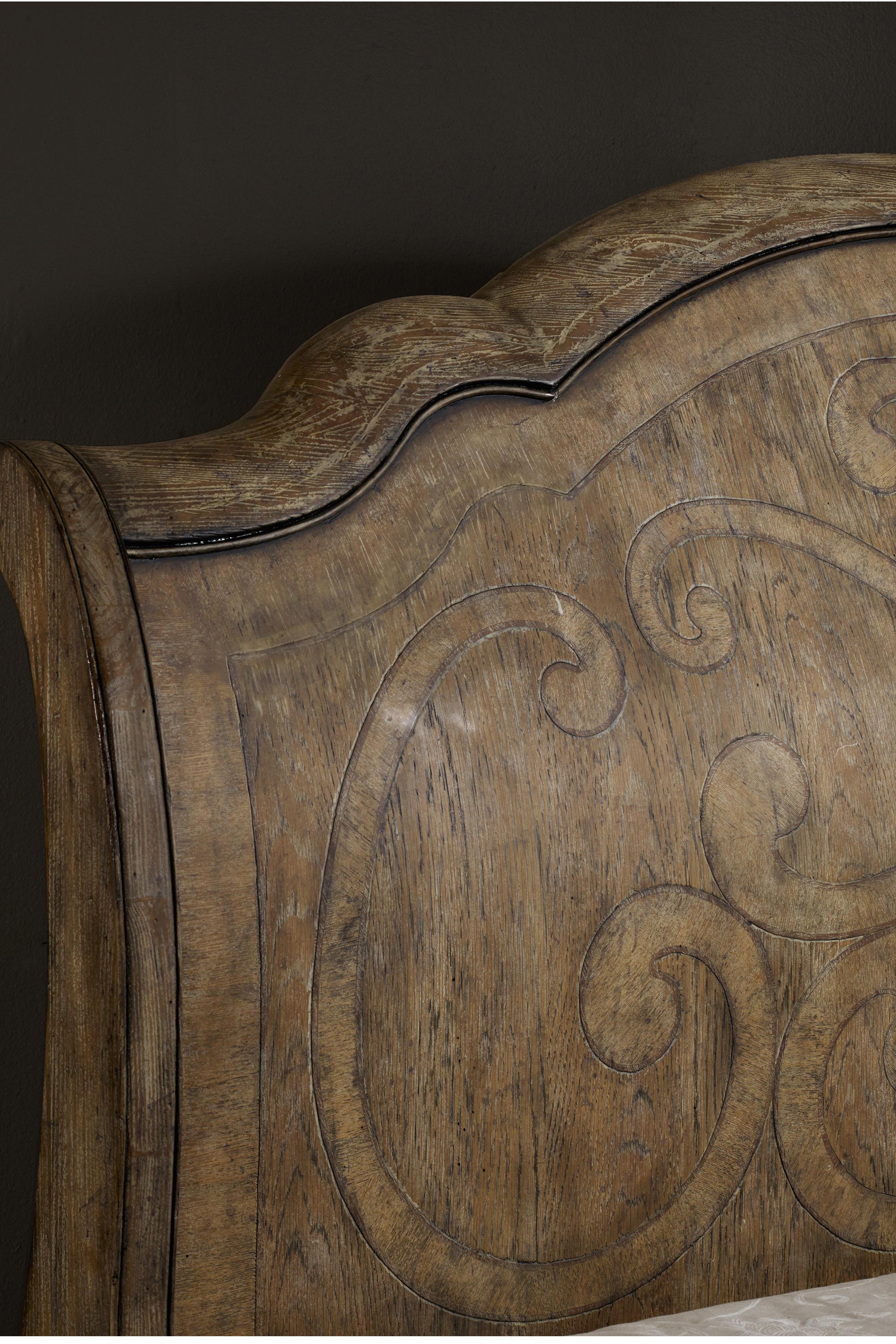 кровати из массива и шпона