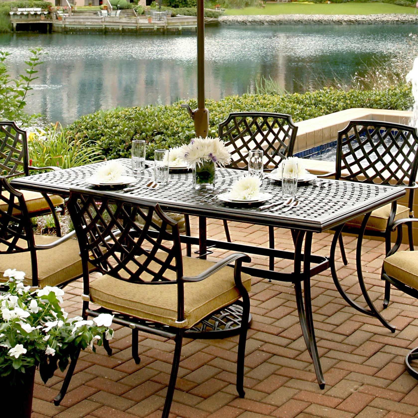 Agio Heritage 8-Piece Outdoor Dining Set with Alumicast ...