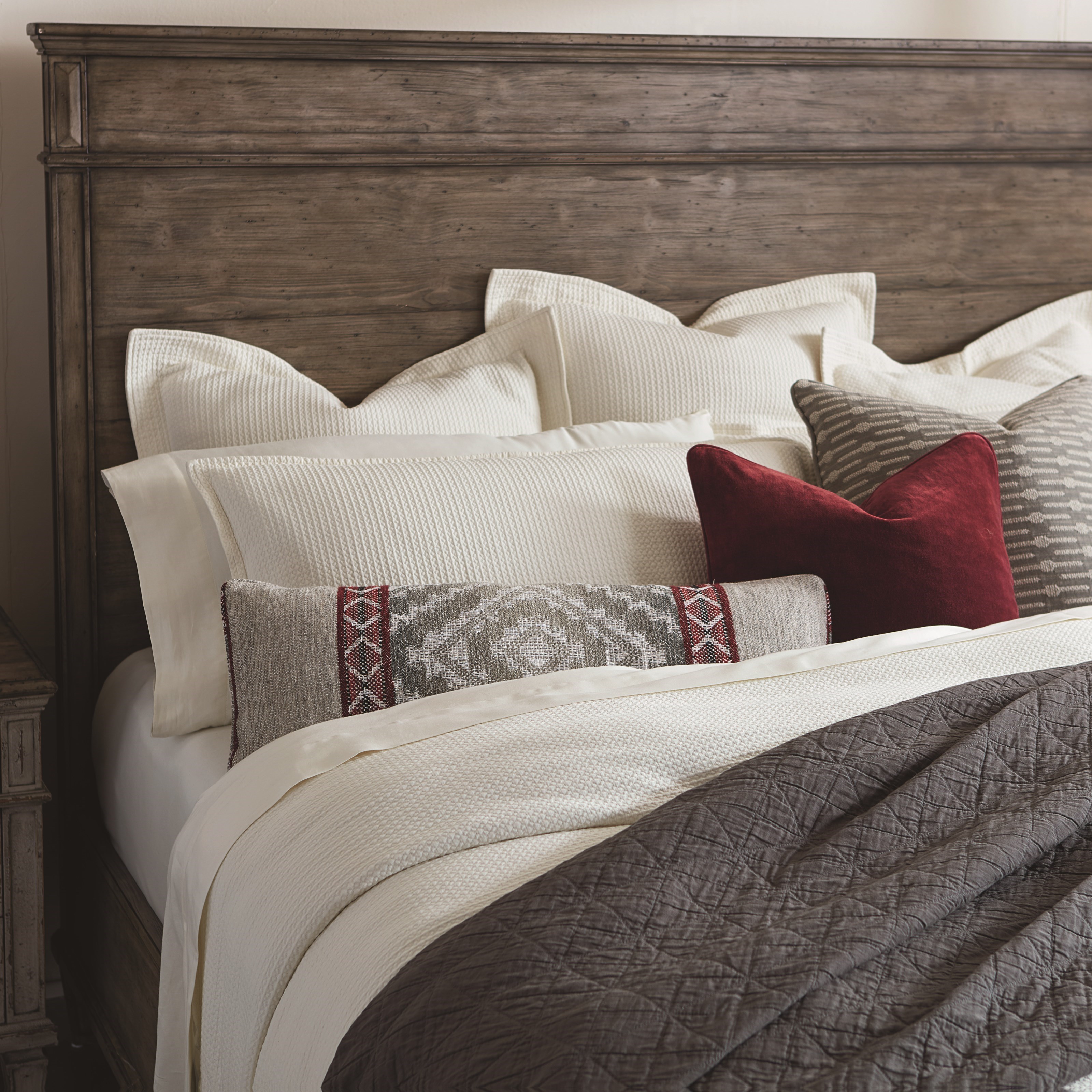 Bassett Verona 2834 H159 Rustic Queen Panel Headboard Hudson S