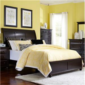 Broyhill Furniture Farnsworth Queen Sleigh Bed