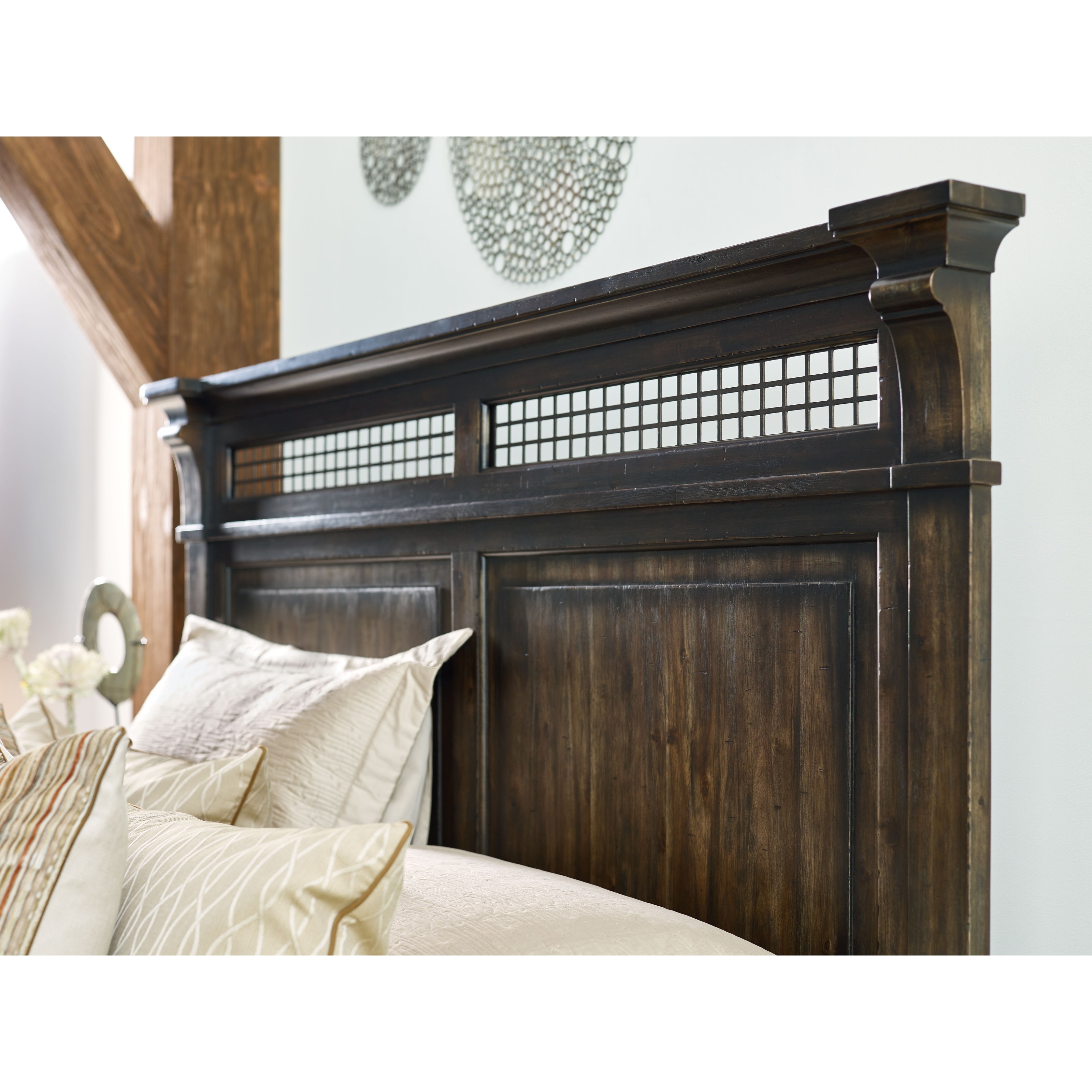Kincaid Furniture Wildfire 86136P King Northgate Bed with Carved Posts