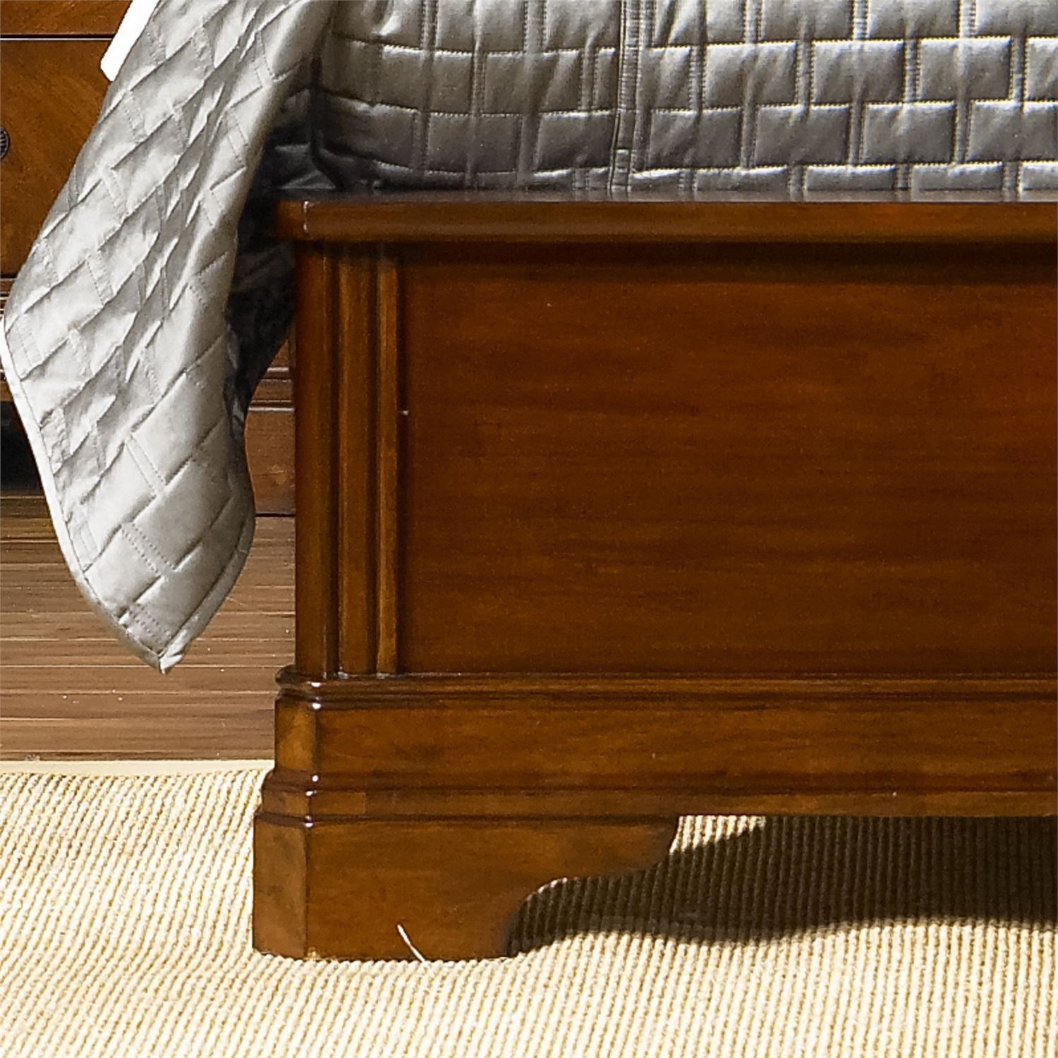 Liberty Furniture Alexandria King Sleigh Bed with Low Profile Footboard