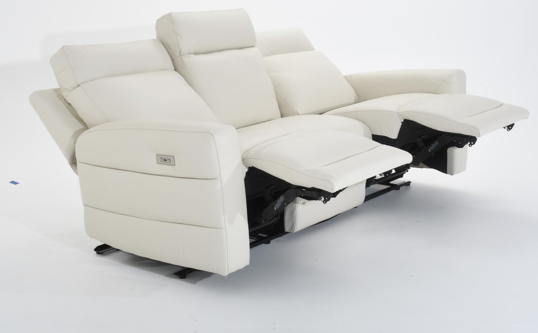 Natuzzi Editions Benevolo C121V55 Leather Power Reclining Sofa Baer