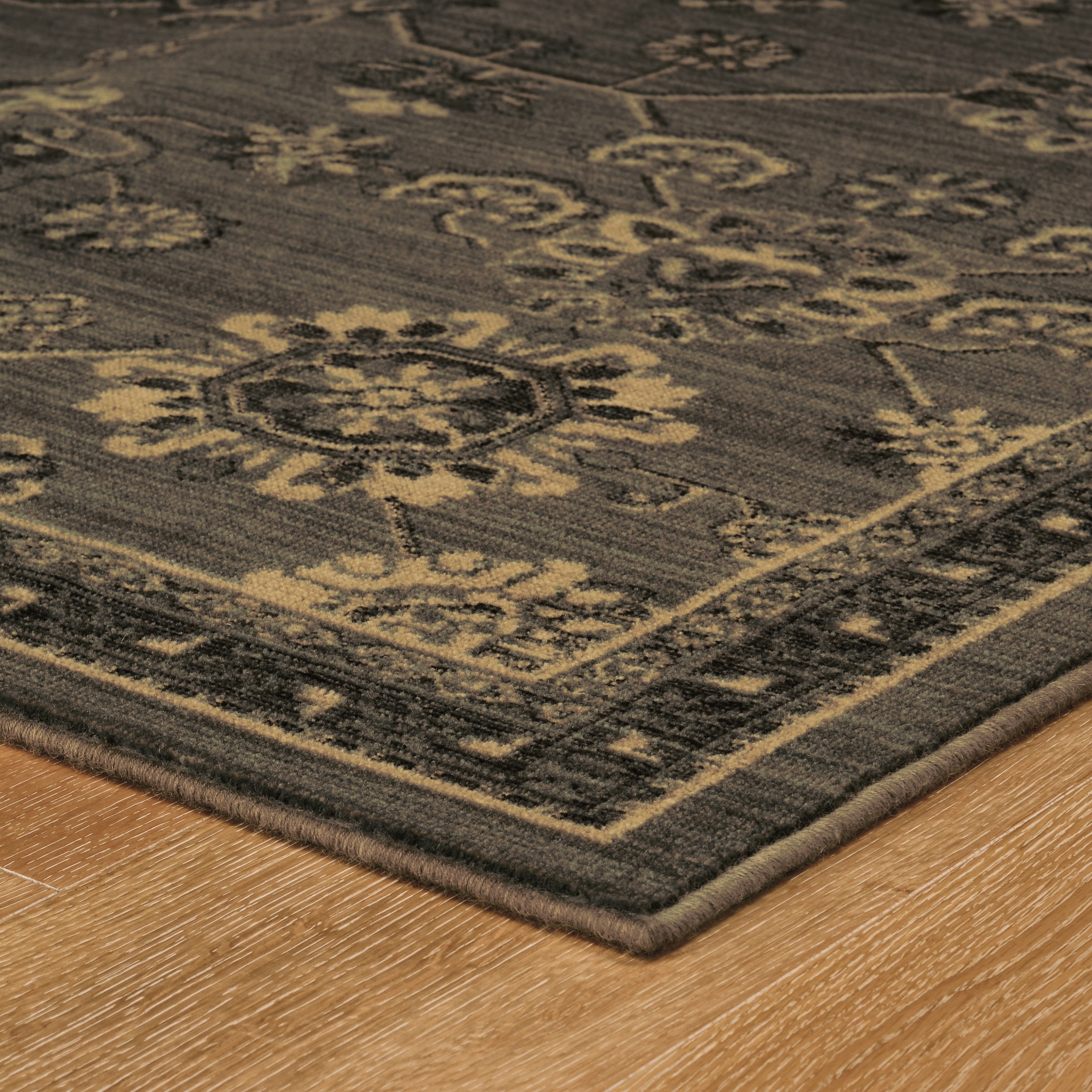 Foundry 7'10" X 10'10" Traditional Grey/ Charcoal Rectangle Rug