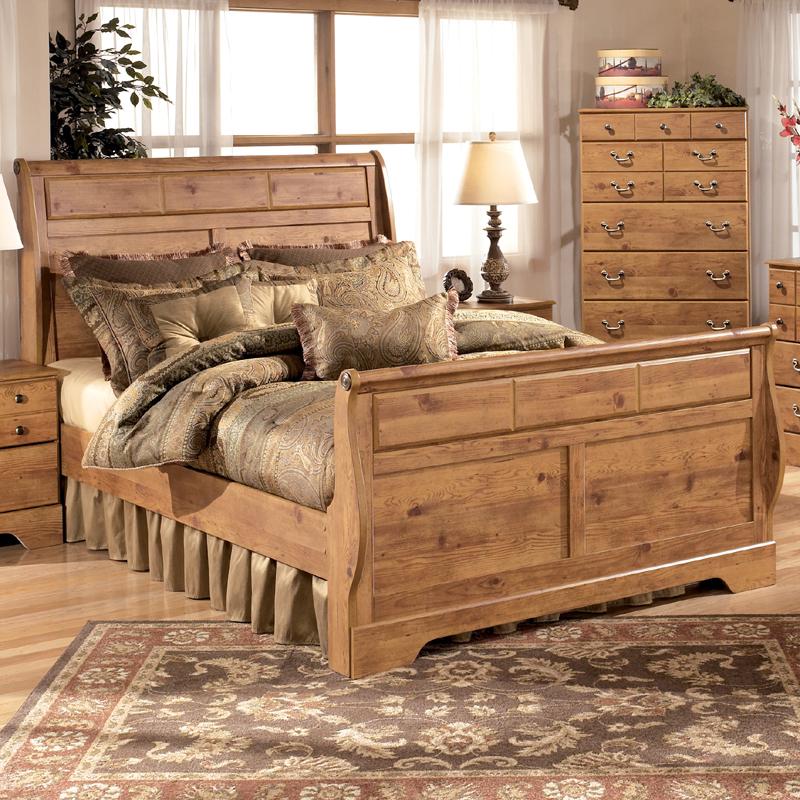 Signature Design by Ashley Bittersweet Queen Sleigh Bed Household