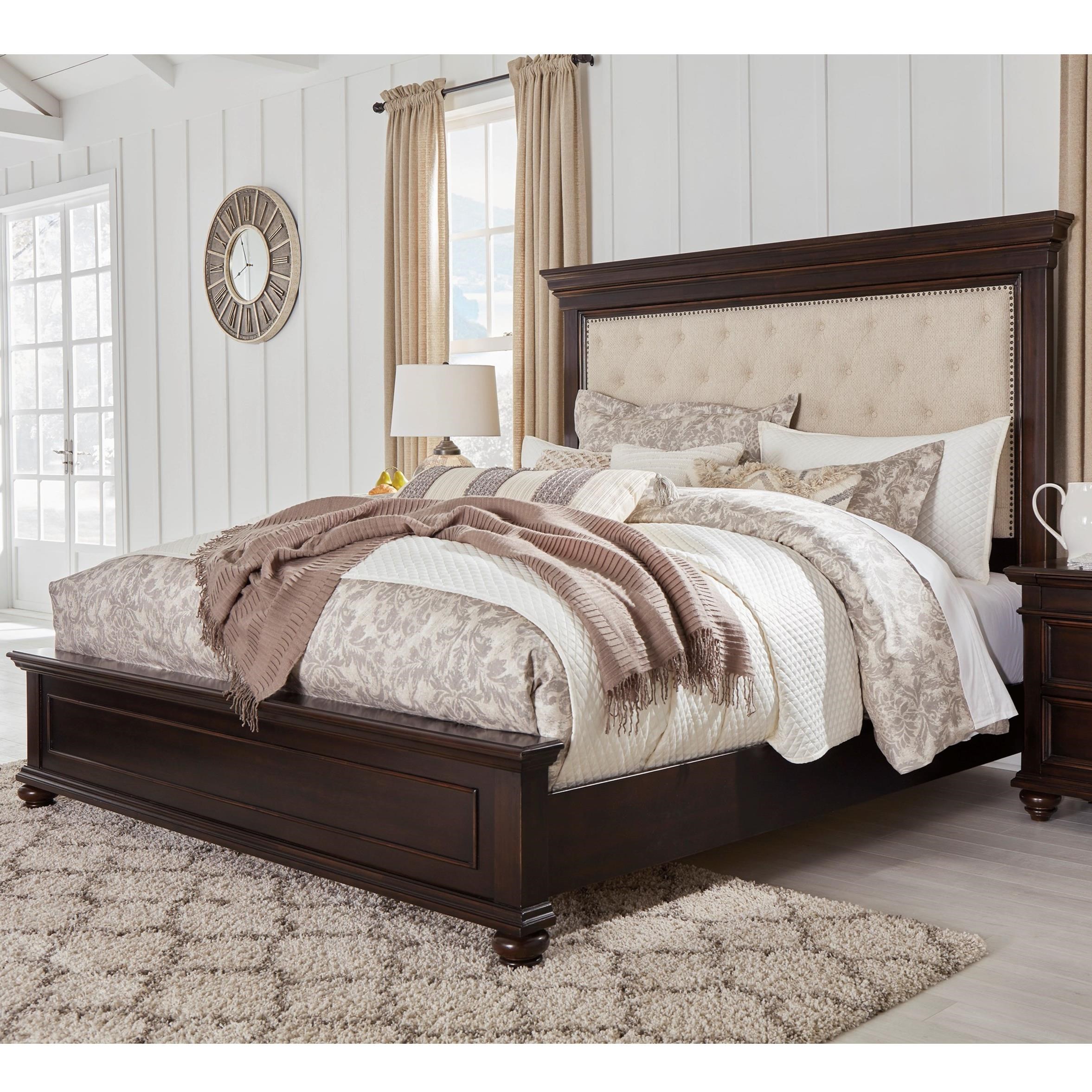 Signature Design by Ashley Brynhurst Traditional King ...