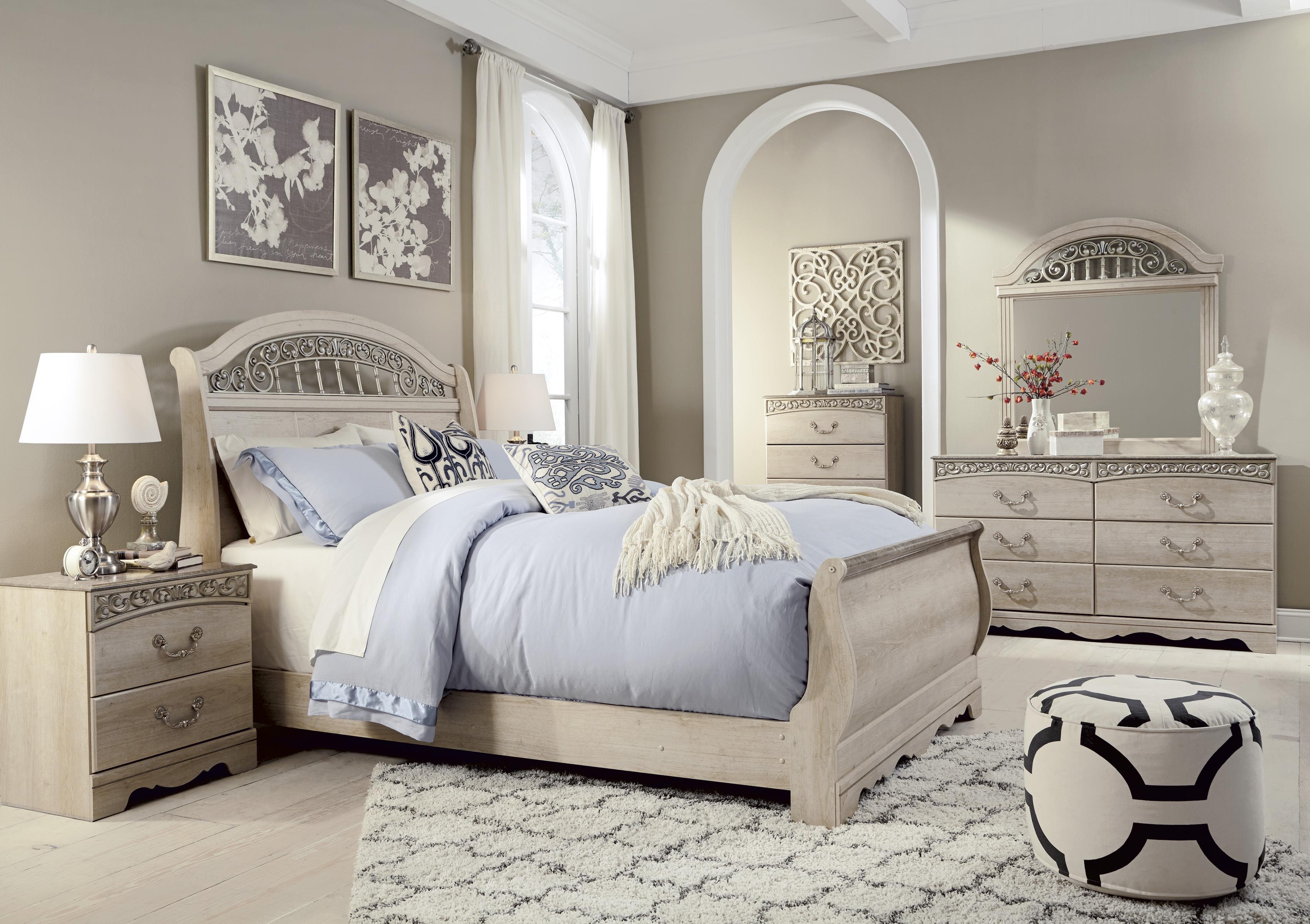 Signature Design by Ashley Catalina Traditional Queen Sleigh Bed with Metal Fretwork | Royal ...