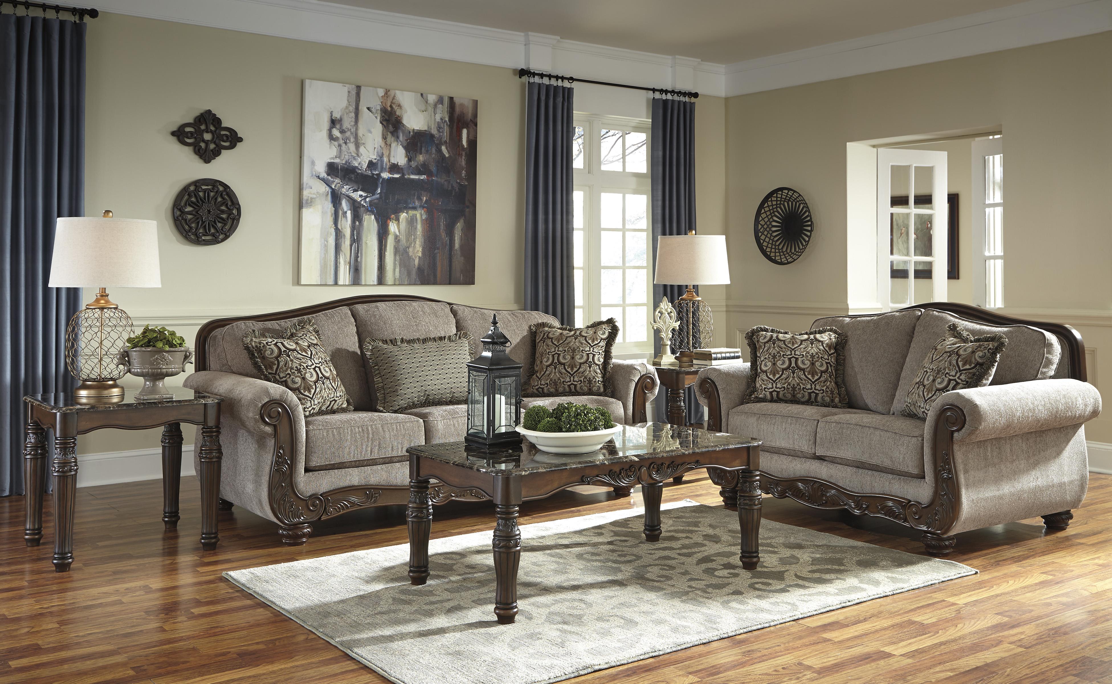 Signature Design by Ashley Cecilyn 5760338 Traditional Sofa with