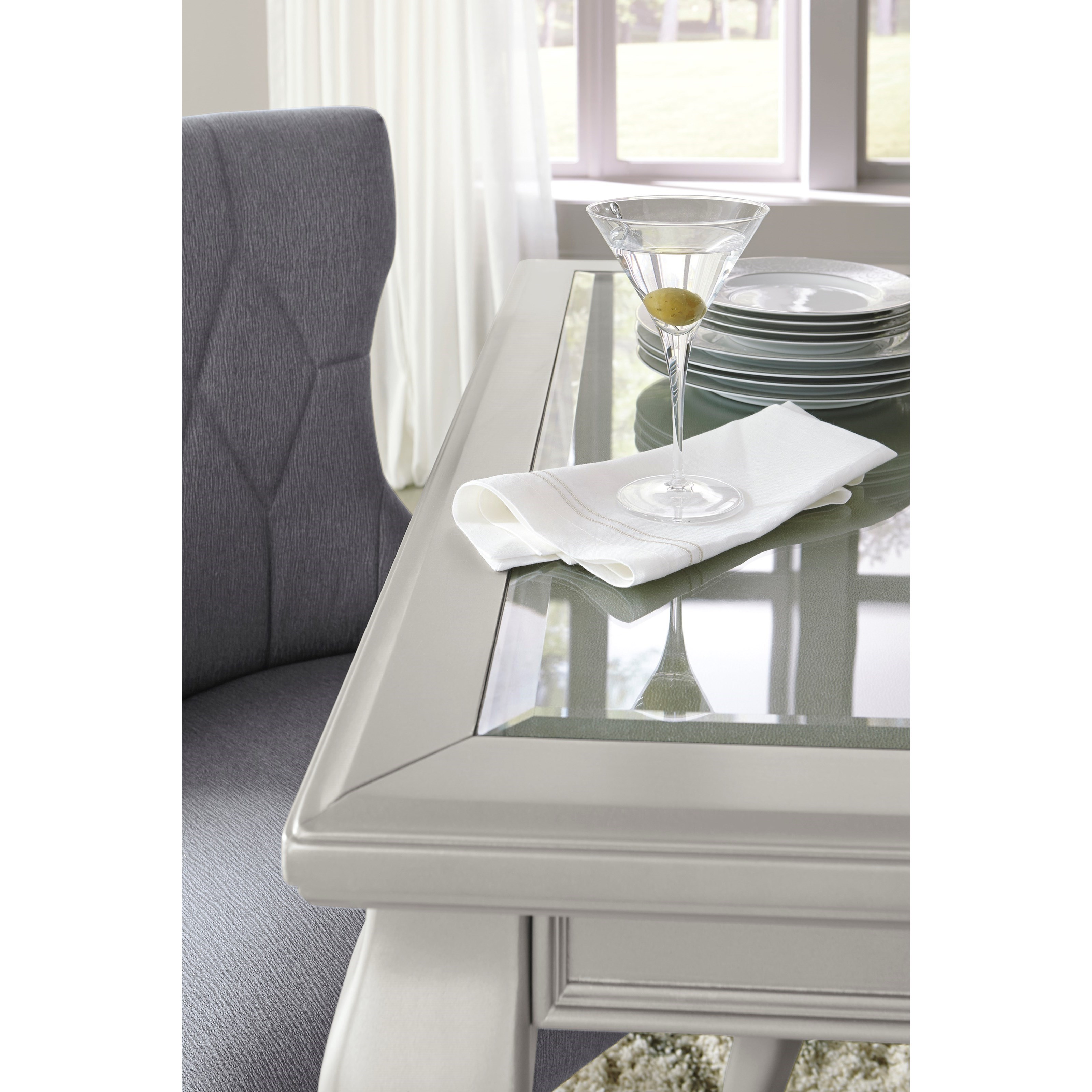 Ashley Signature Design Coralayne D650-35 Rectangular ...