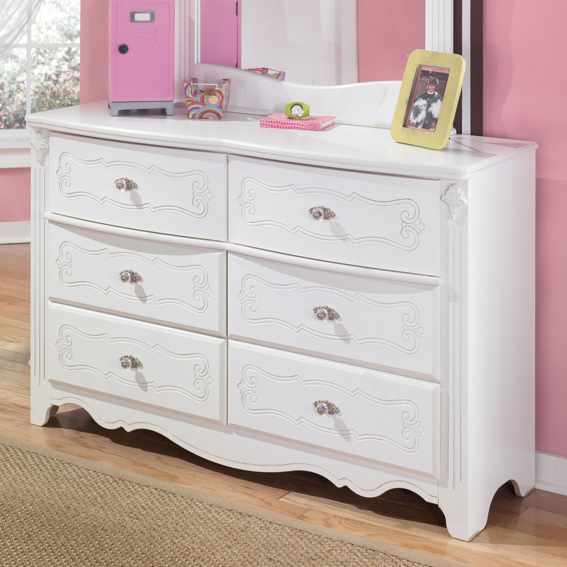 Signature Design By Ashley Exquisite B188 21 Traditional 6 Drawer
