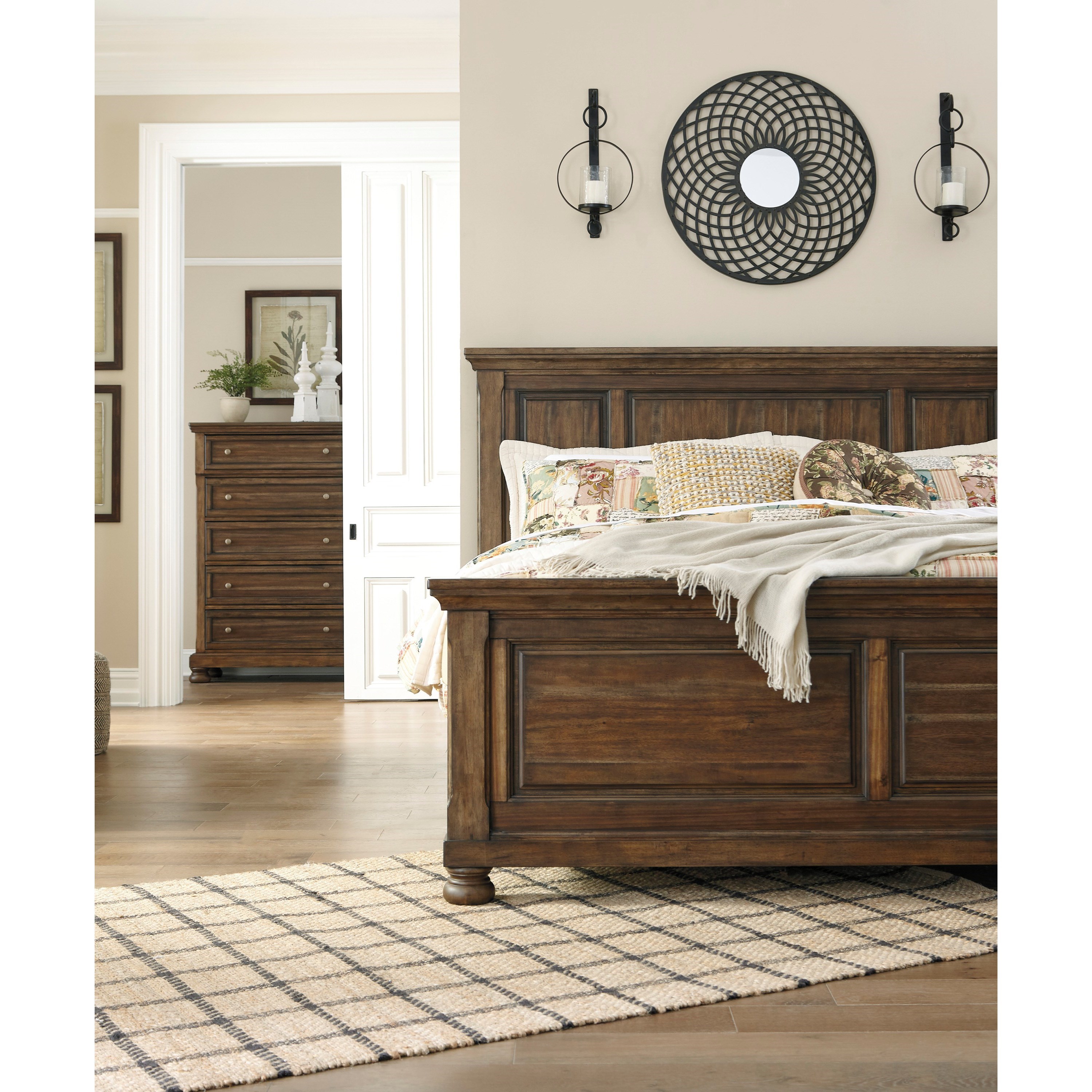 Signature Design by Ashley Flynnter Queen Panel Bed in ...