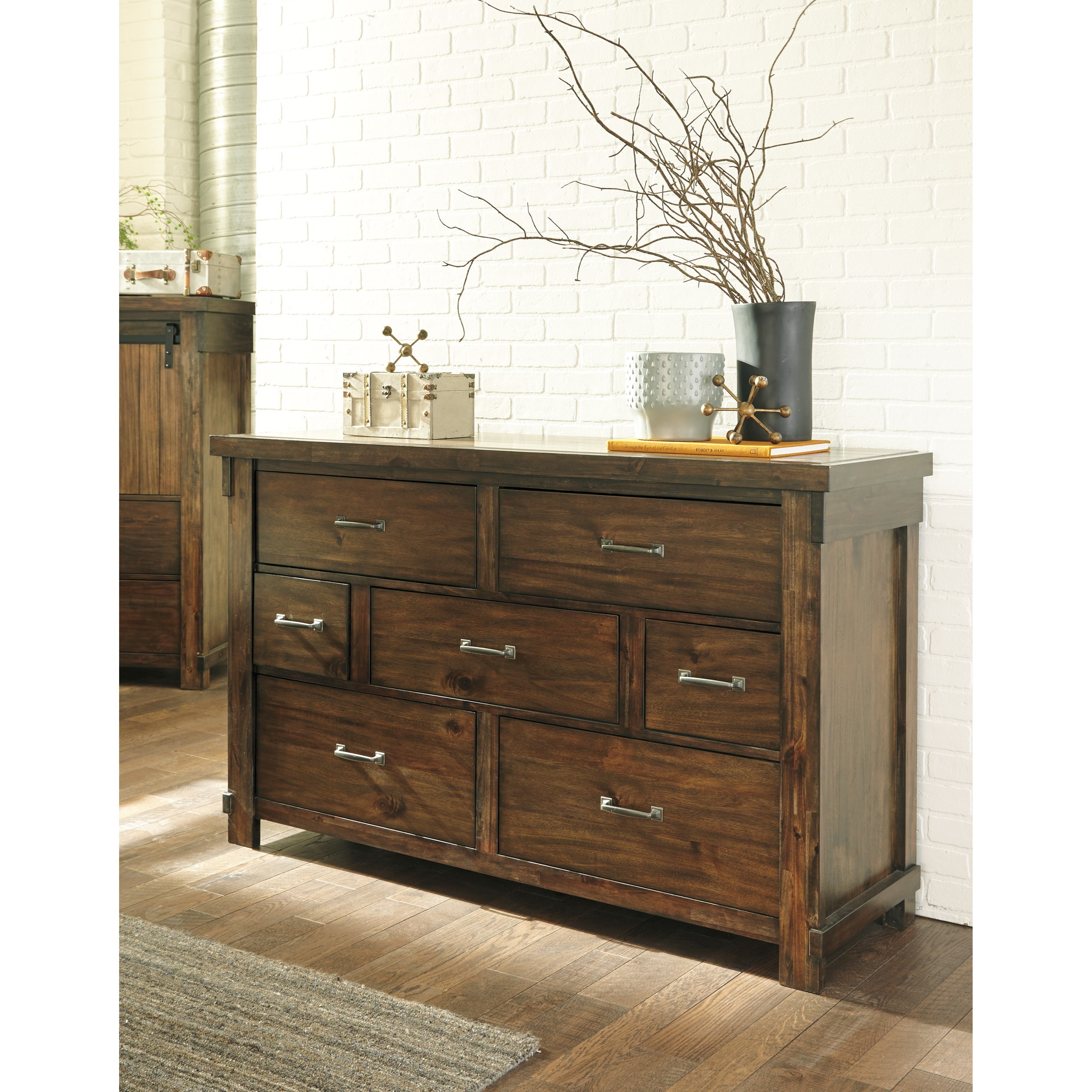Ashley Signature Design Lakeleigh Dresser with 7 Drawers | Rooms and Rest | Dressers