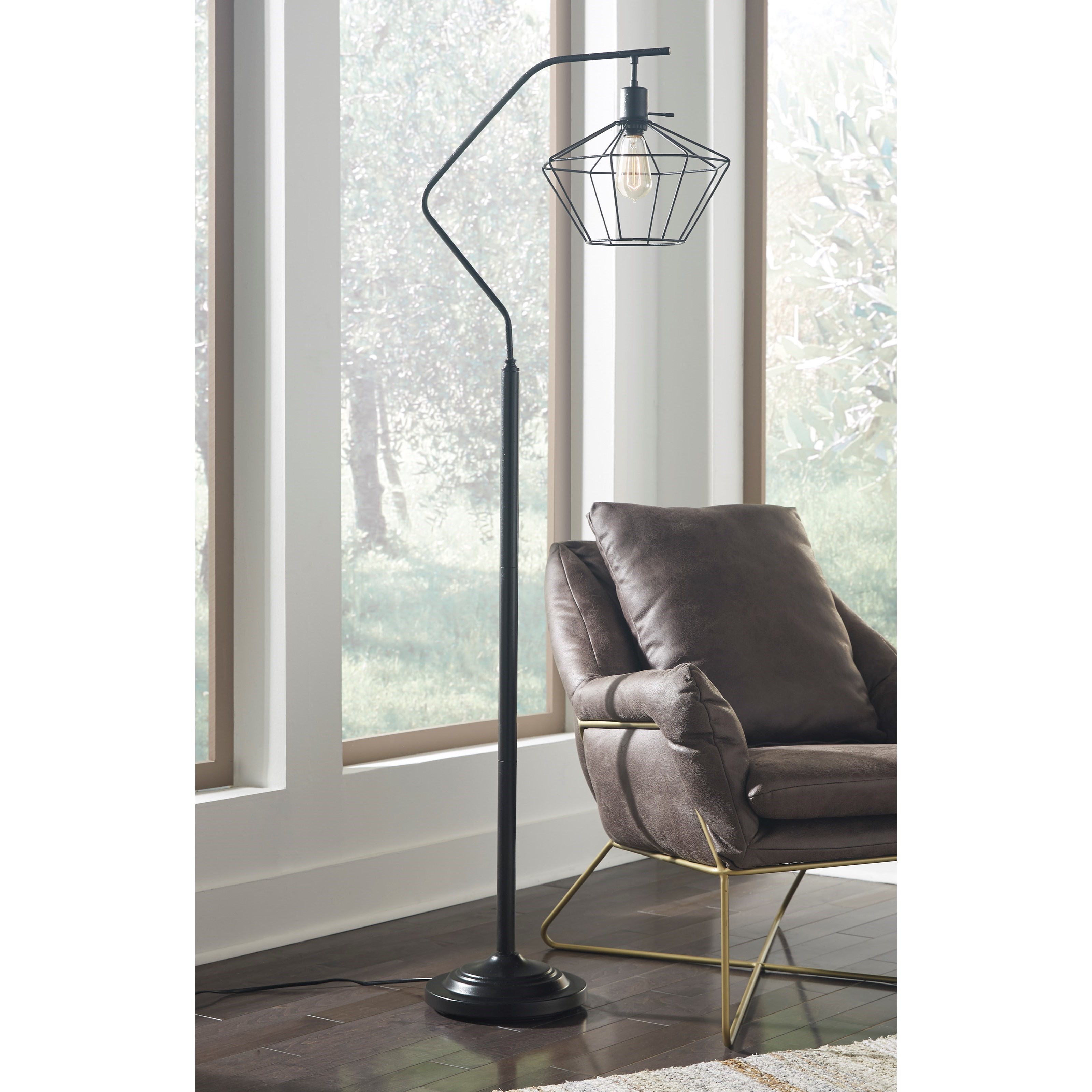 Signature Design by Ashley Lamps - Contemporary Makeika ...