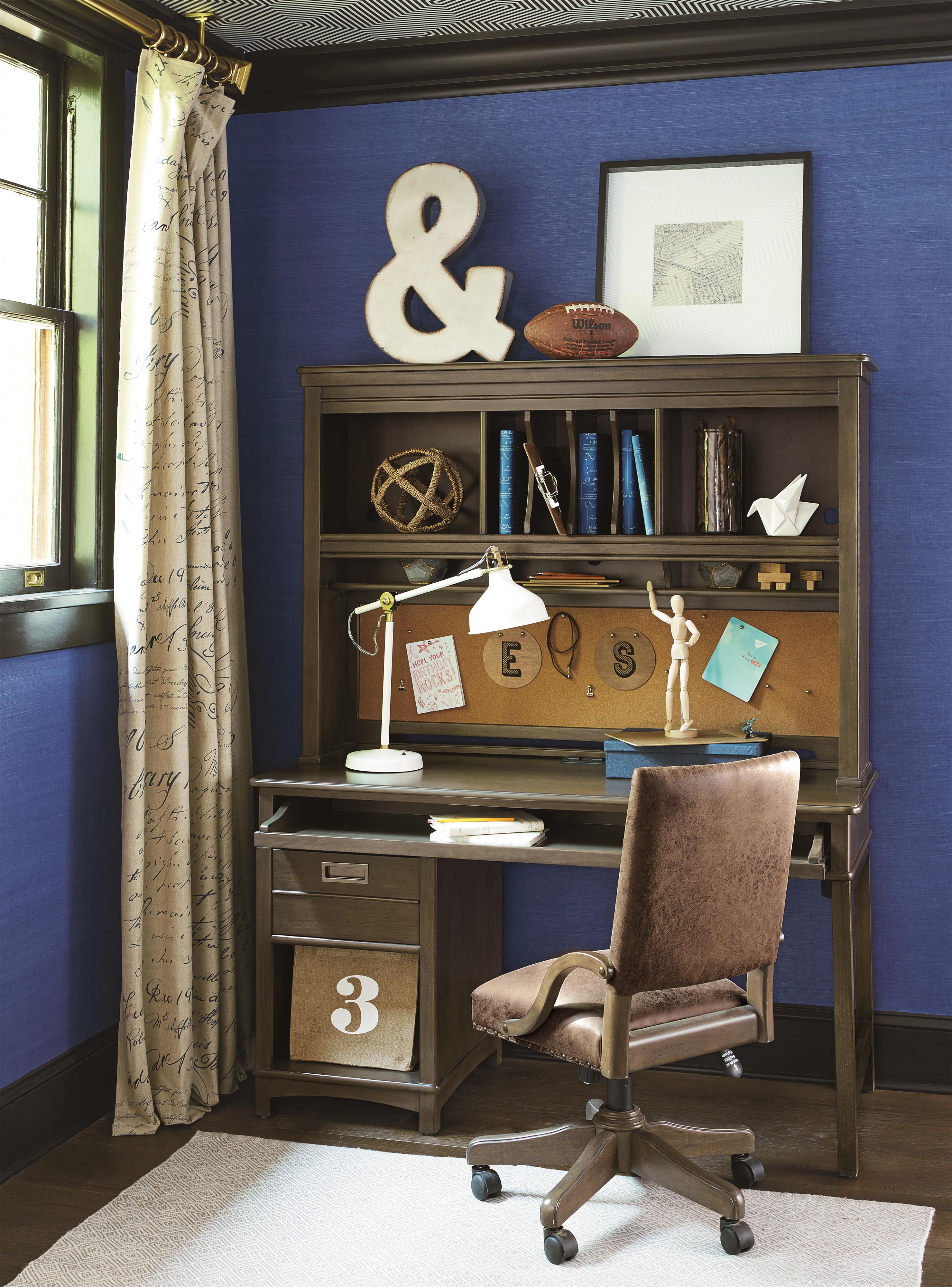 Smartstuff Varsity Desk with Hutch and Charging Center Darvin