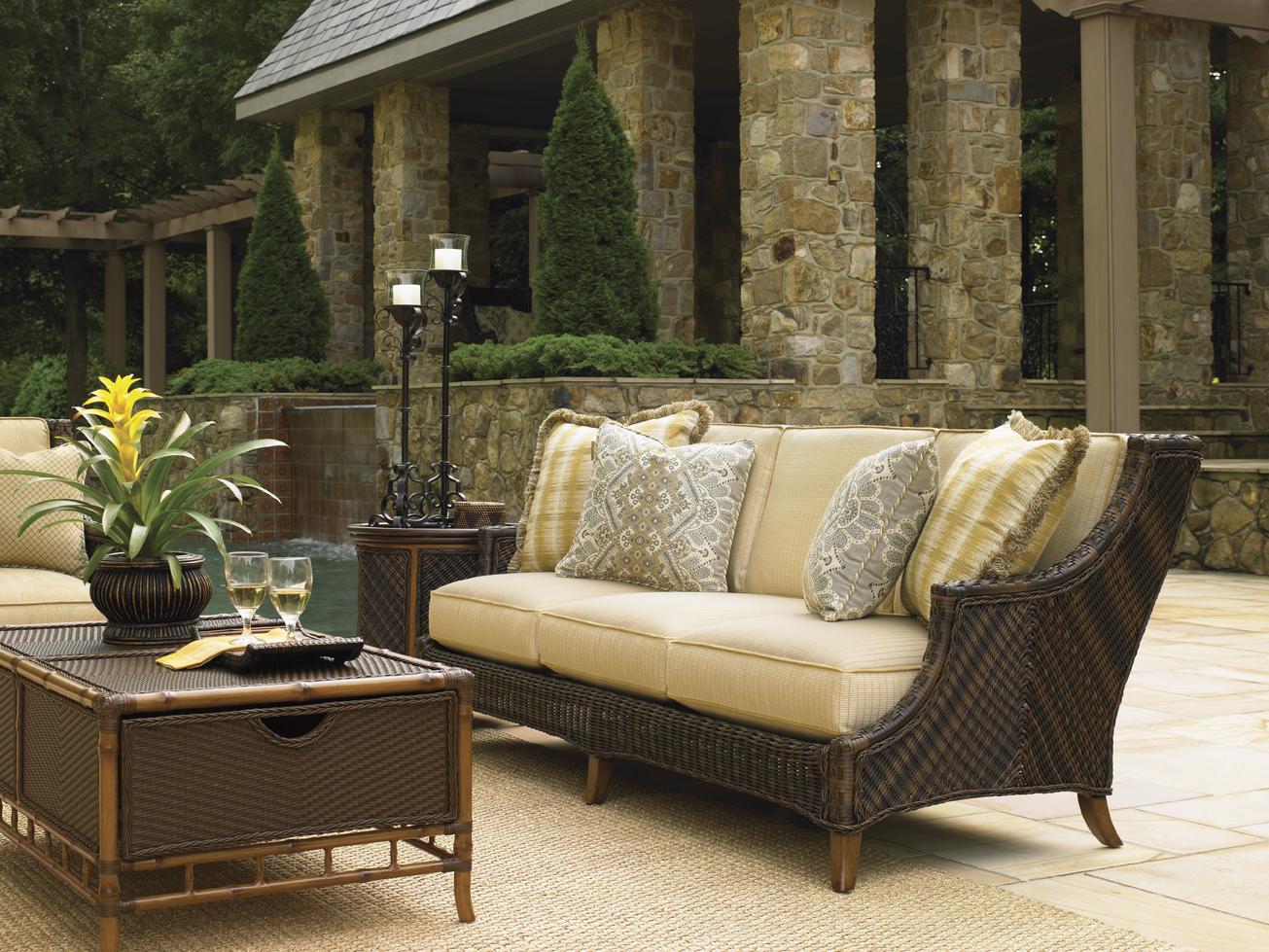 Tommy Bahama Outdoor Living Island Estate Lanai Outdoor ... (1305 x 979 Pixel)