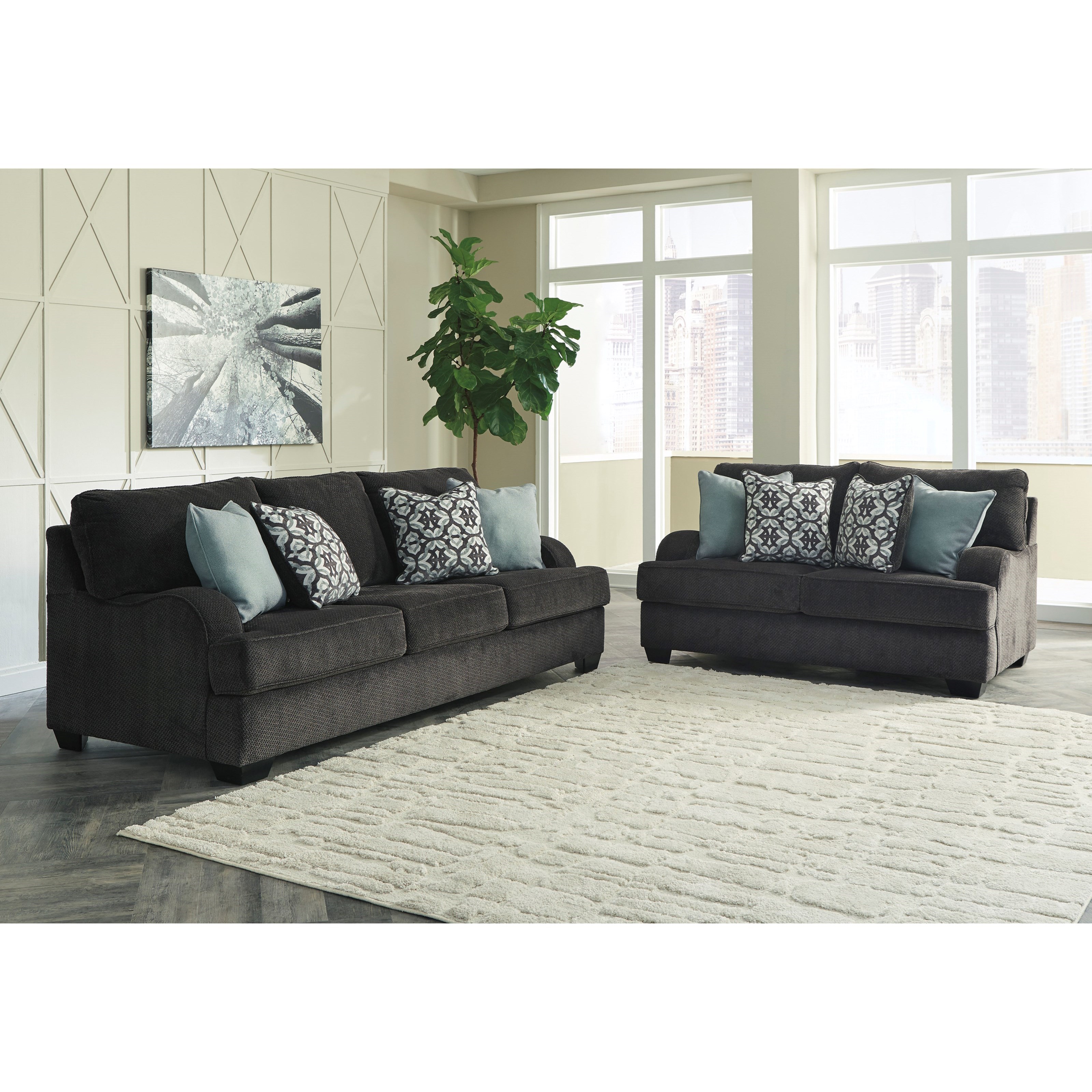 Benchcraft by Ashley Charenton Casual Sofa with English 