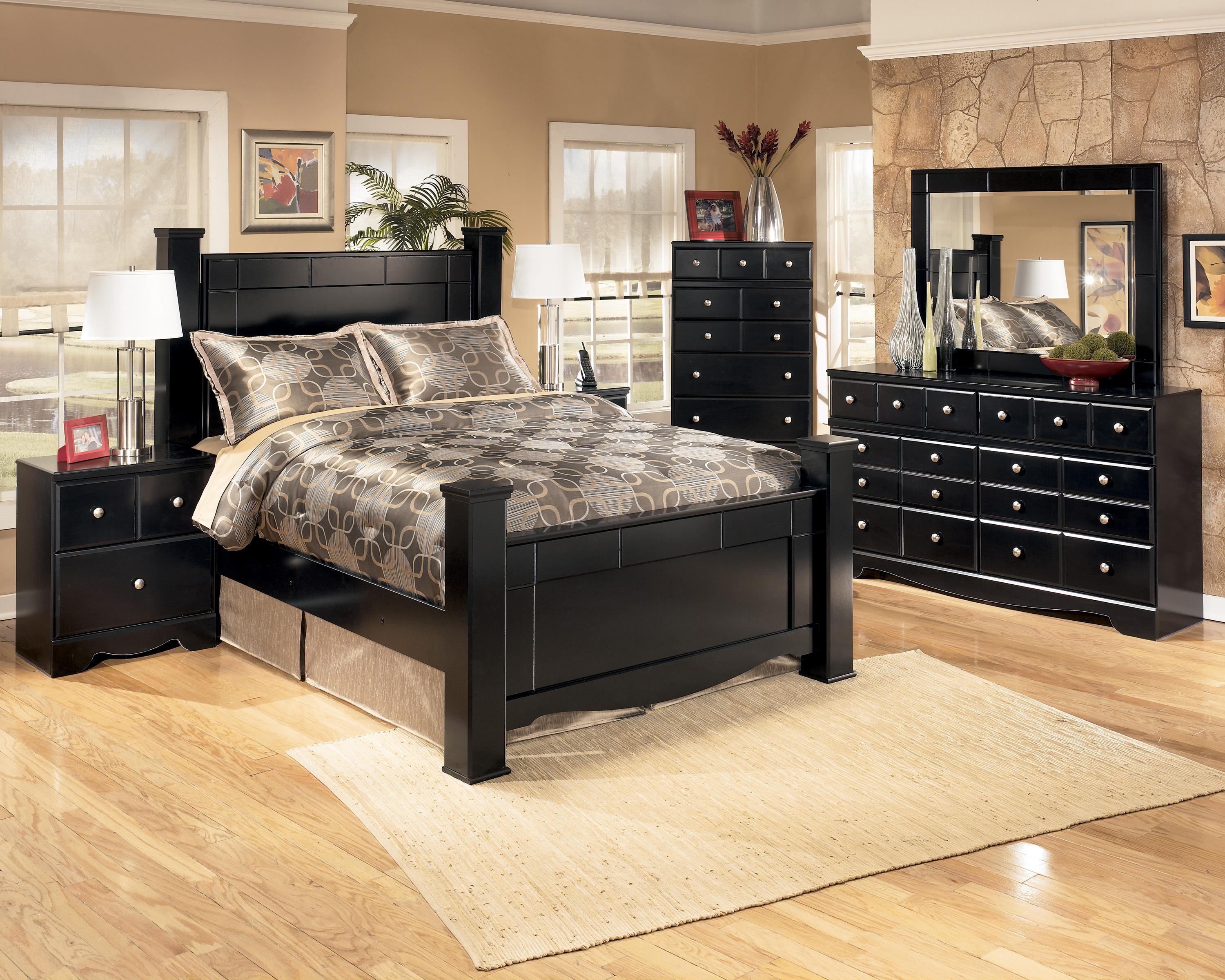 Signature Design by Ashley Shay 5 Piece Queen Bedroom ...