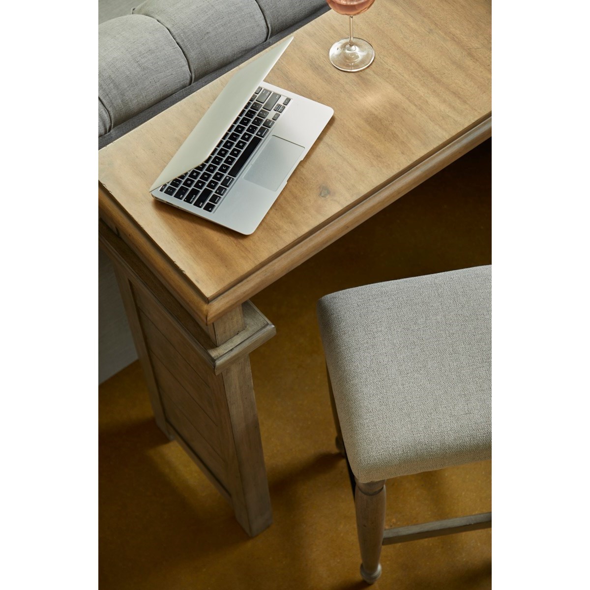 Trisha Yearwood Counter Height Table Photos