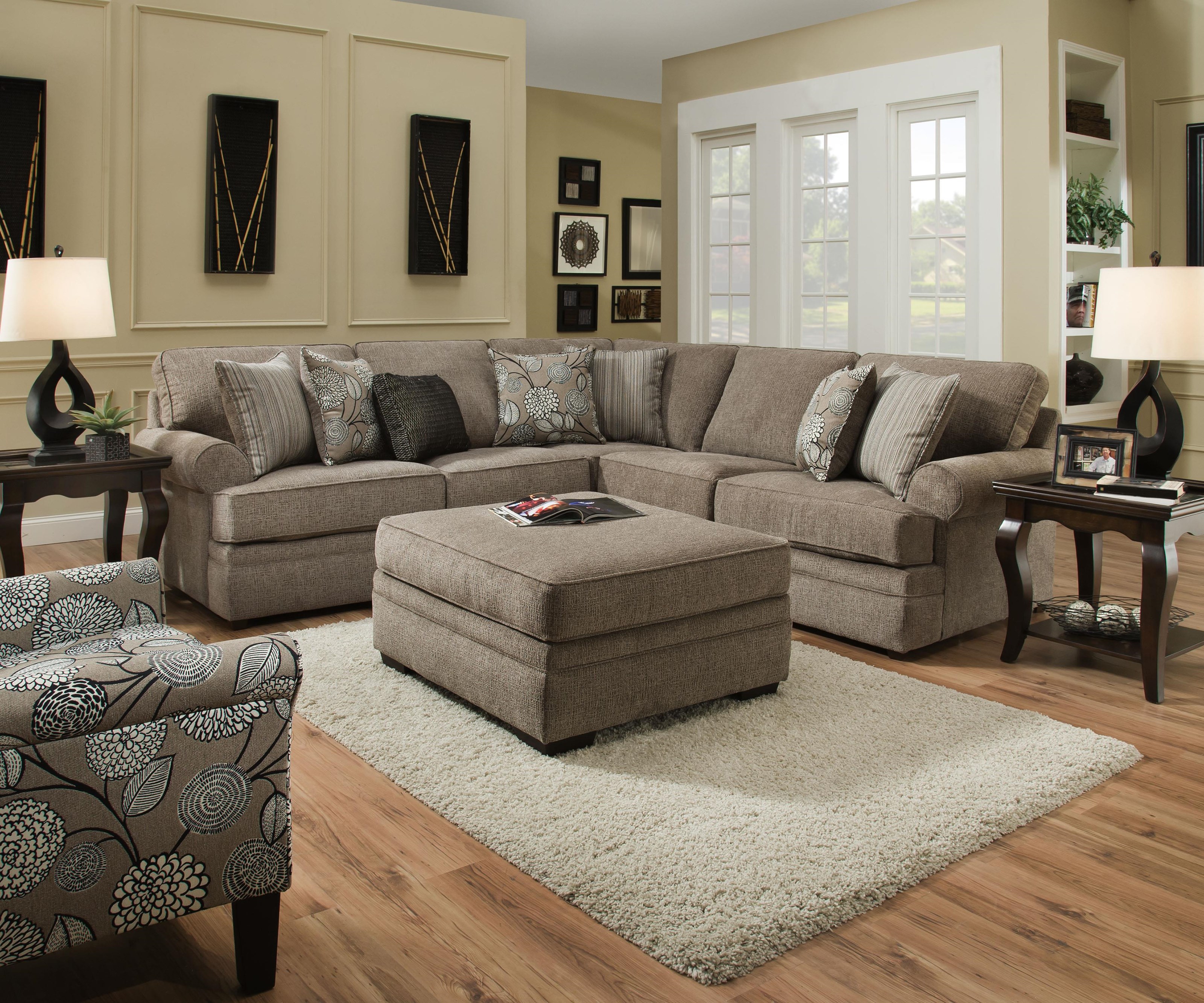 Simmons Upholstery 8530 BR Sectional Sofa with Rolled Arms ...