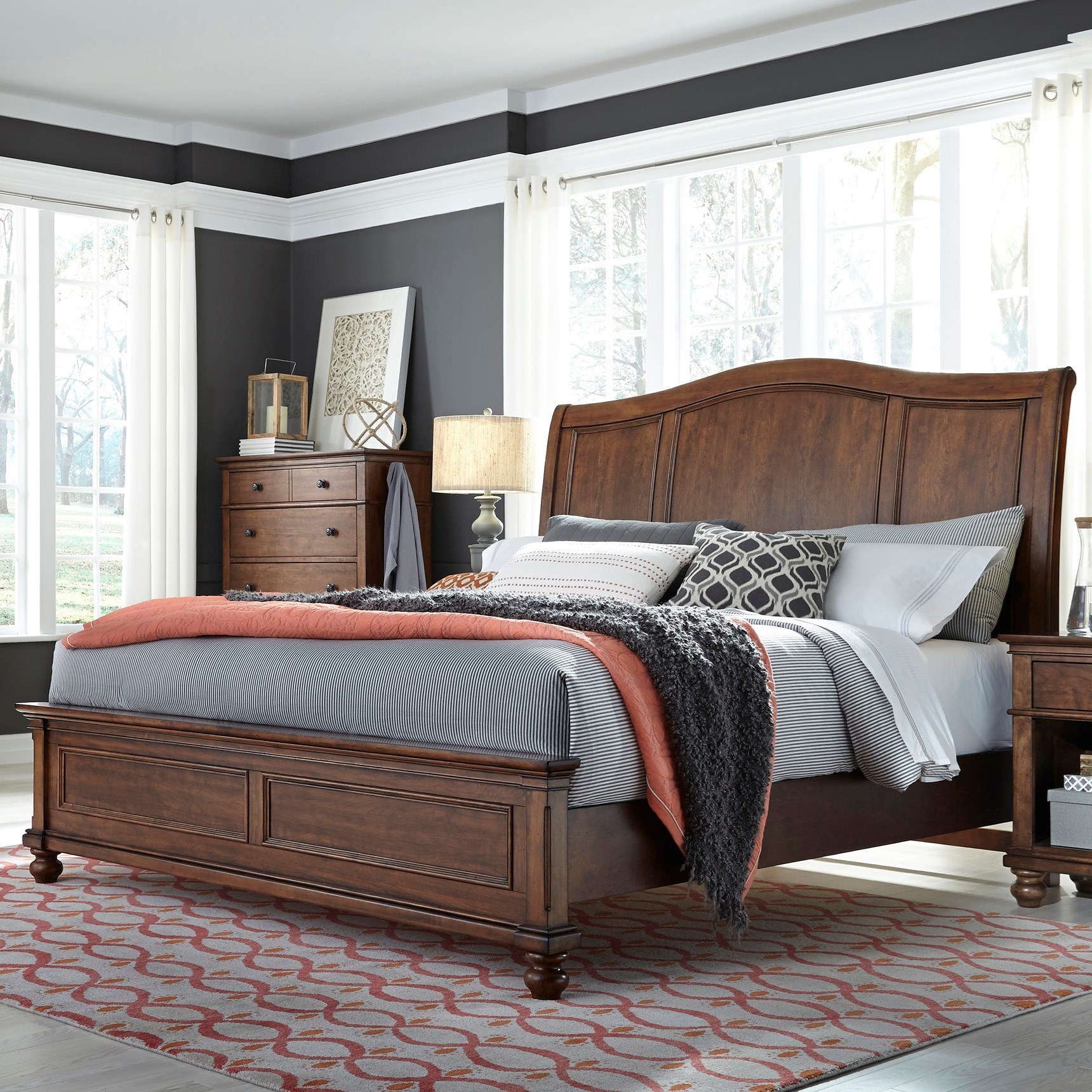 Queen Sleigh Bed