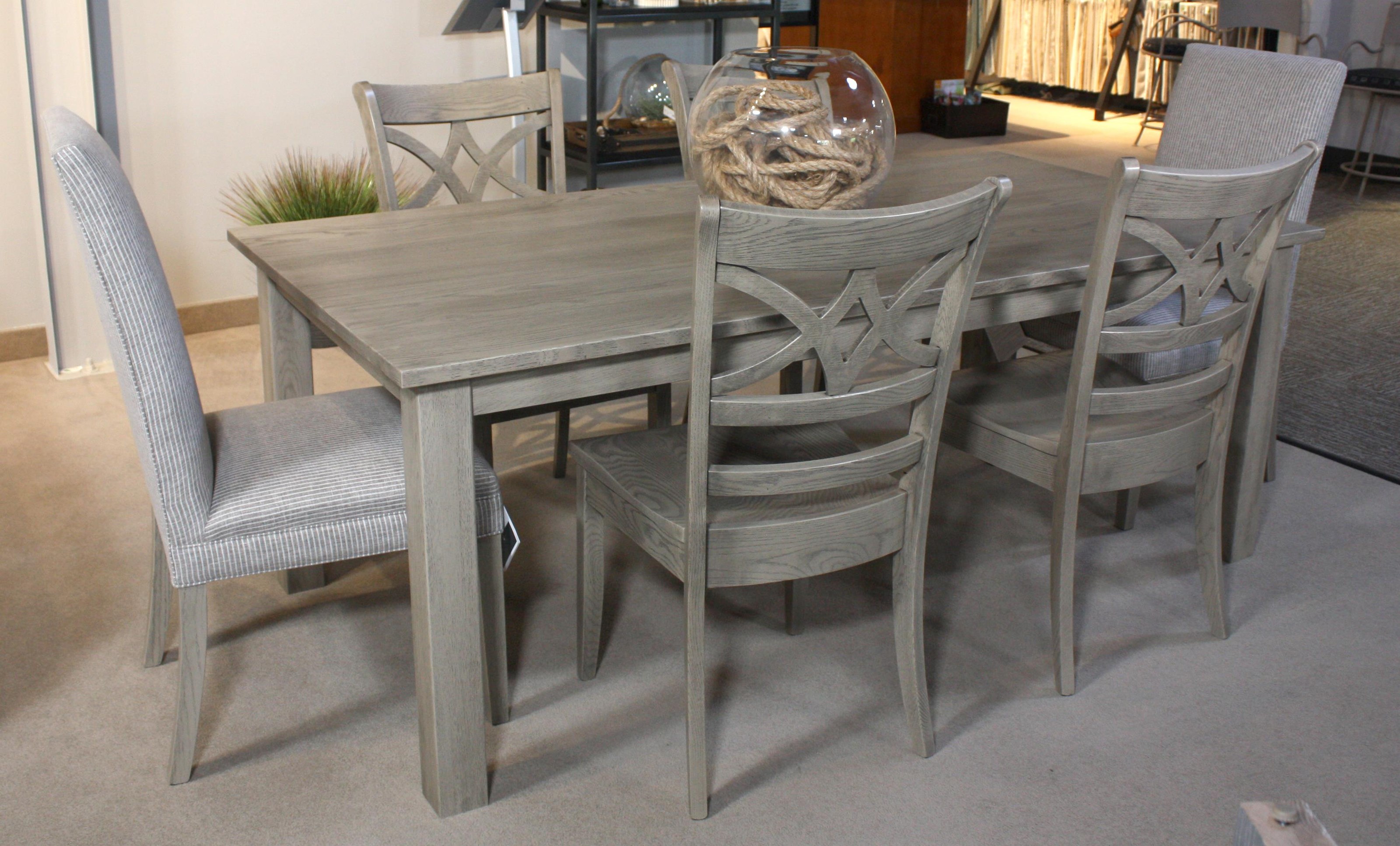 Bassett BenchMade 41217840S2000DB685P Customizable 7 Piece Dining Set