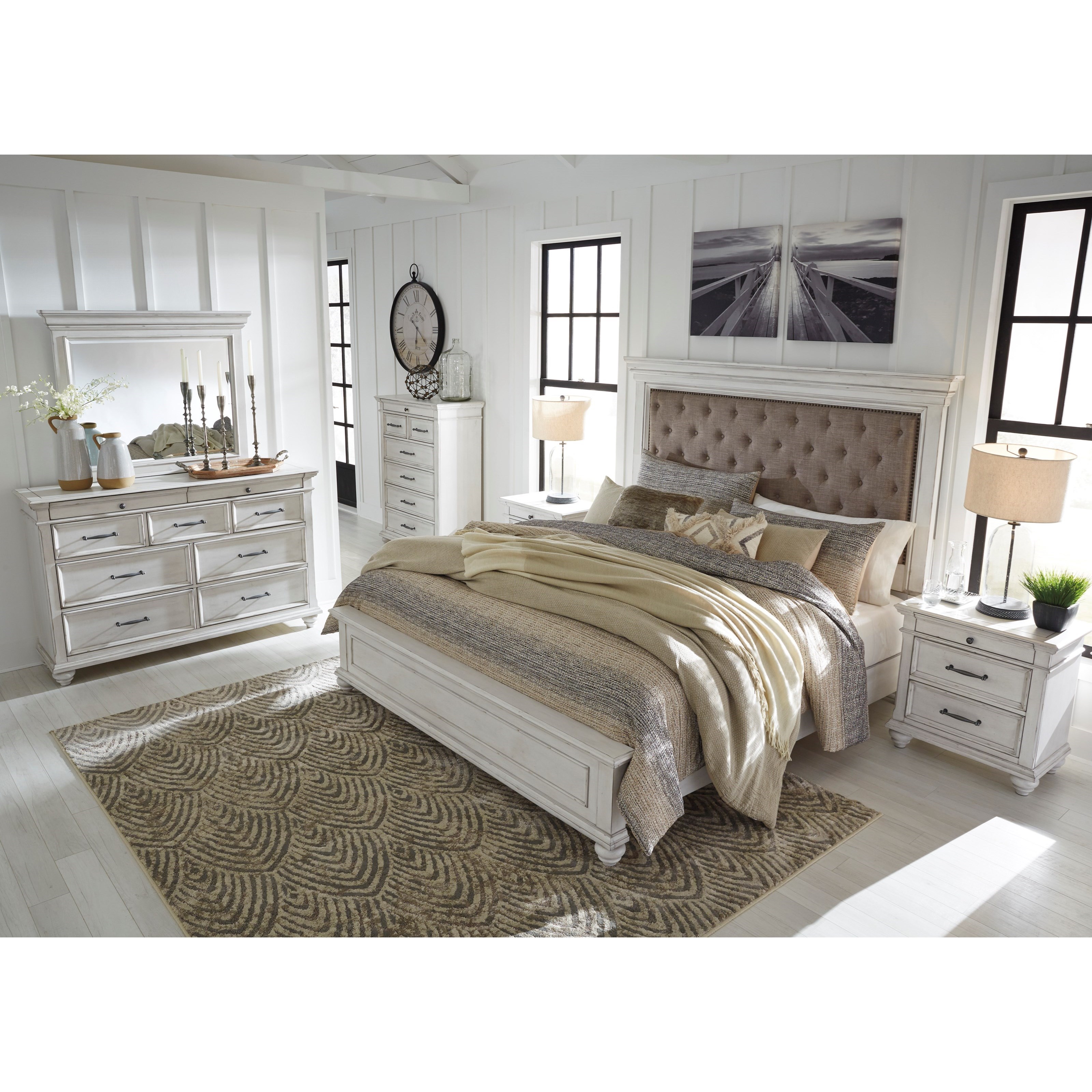 Benchcraft by Ashley Kanwyn Relaxed Vintage King Upholstered Bed with