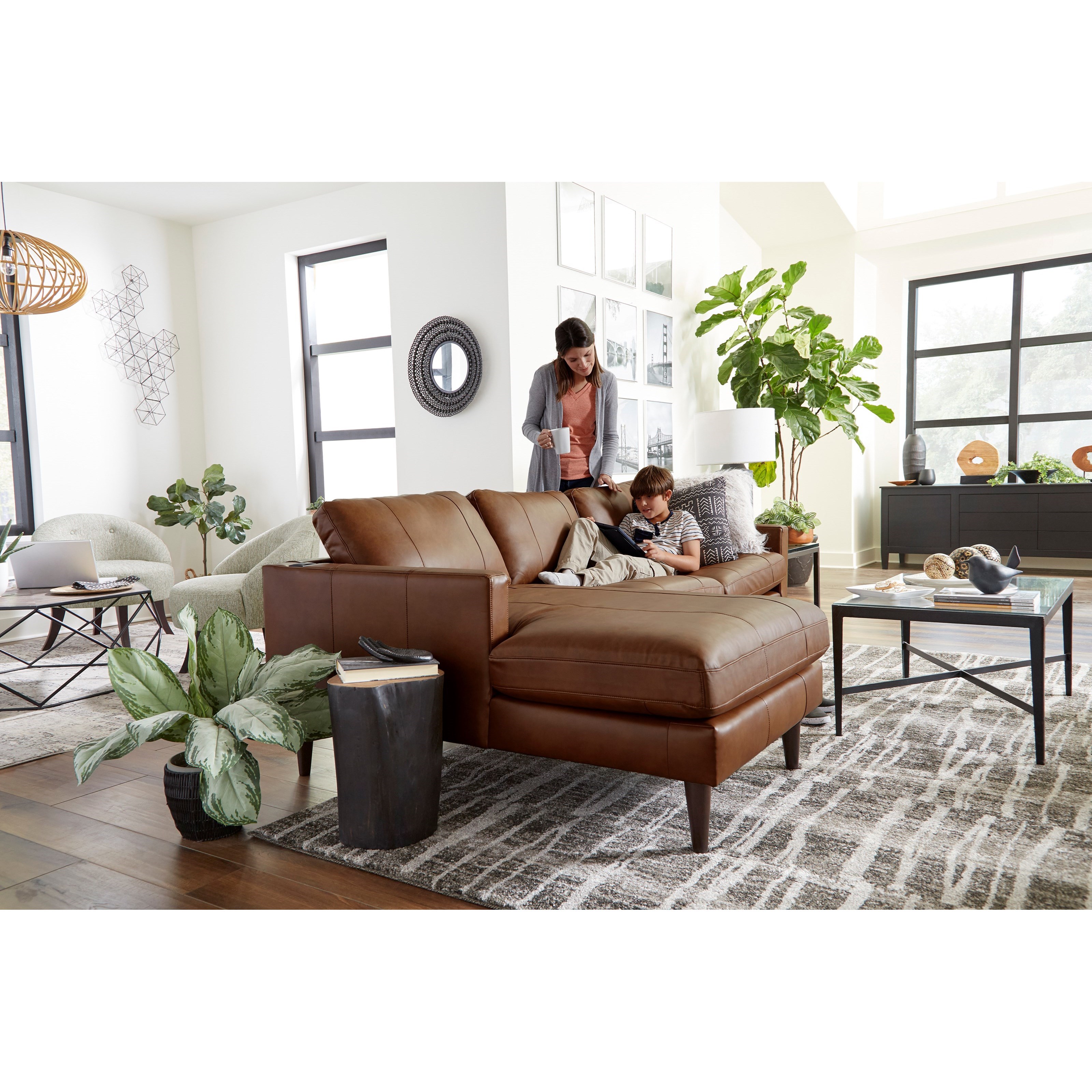 Best Home Furnishings Trafton Contemporary Chaise Sofa with LAF Chaise
