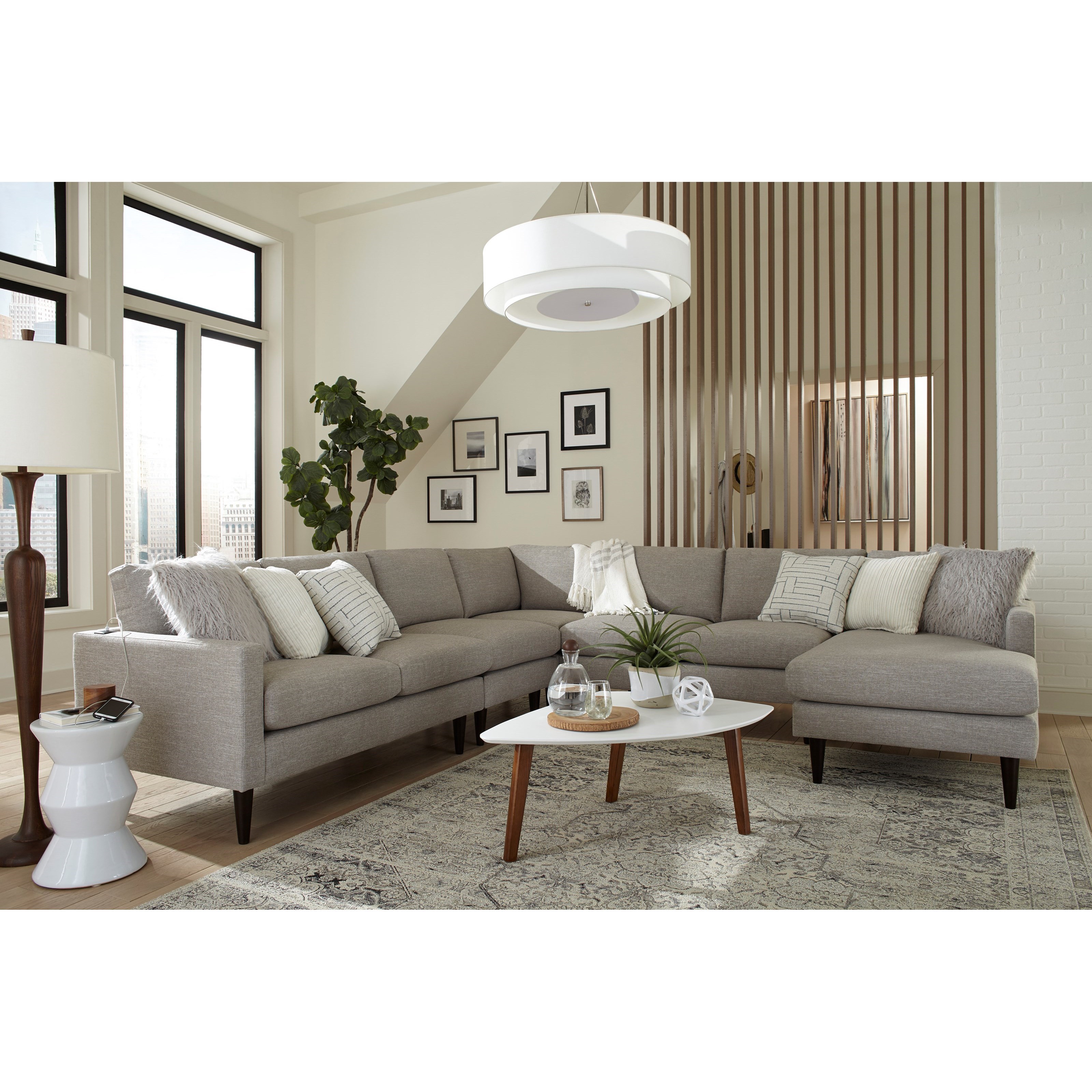Best Home Furnishings Trafton Contemporary 6Seat Sectional Sofa with