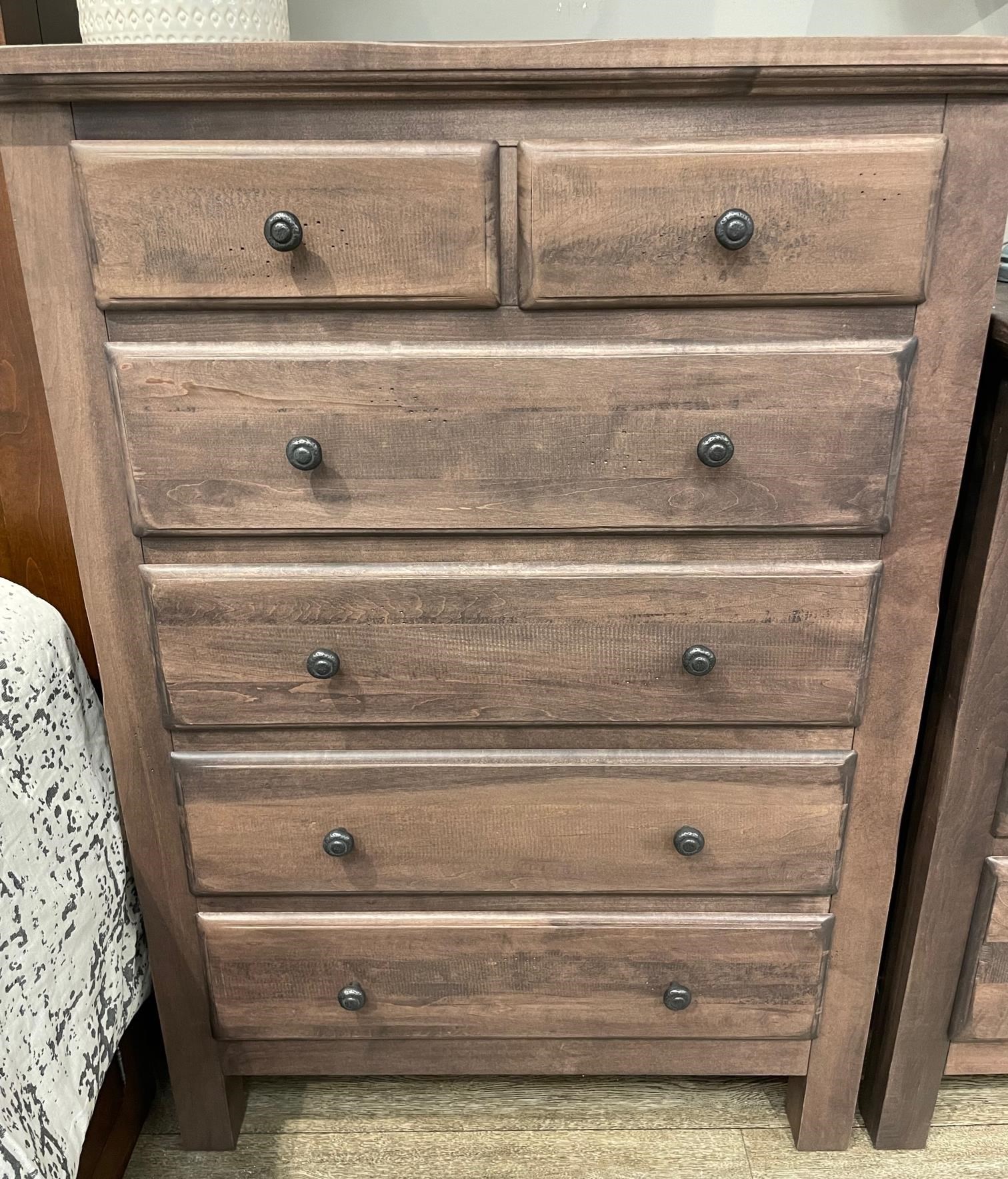 Daniel's Amish Lewiston 14020014113700 Customizable Bedroom Chest with