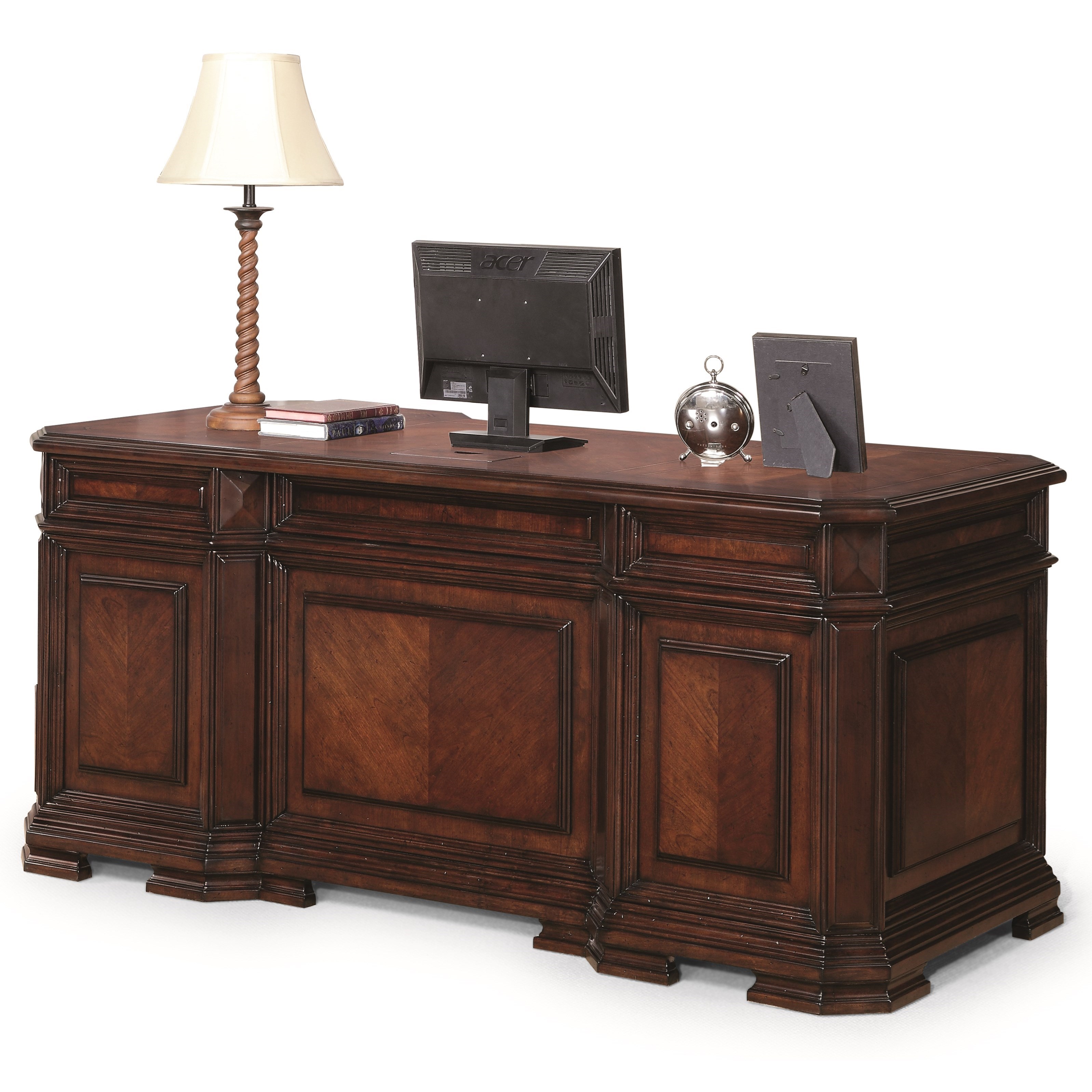 Wynwood, A Flexsteel Company Westchester Traditional Executive Desk