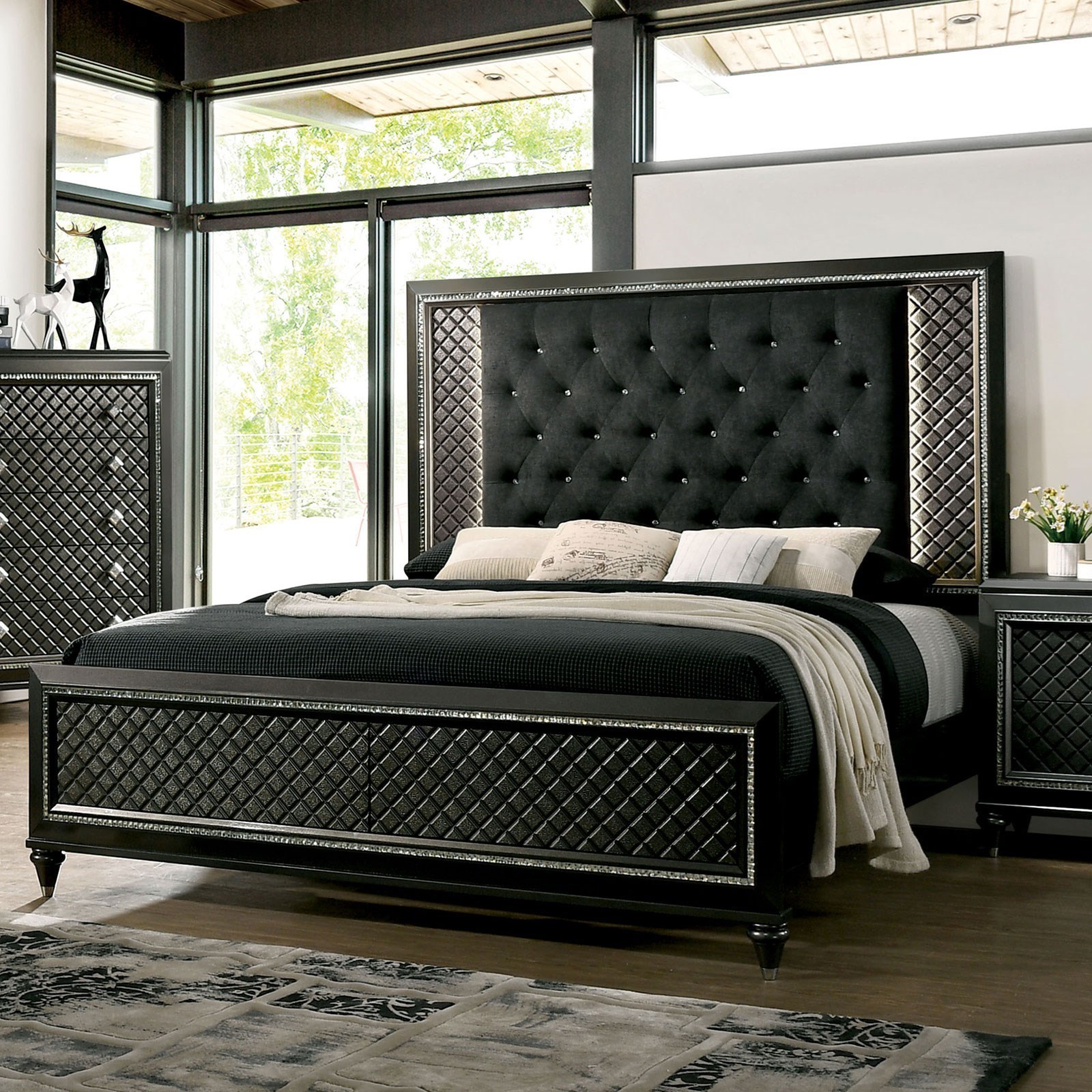 Furniture of America Demetria Contemporary King Upholstered Bed with