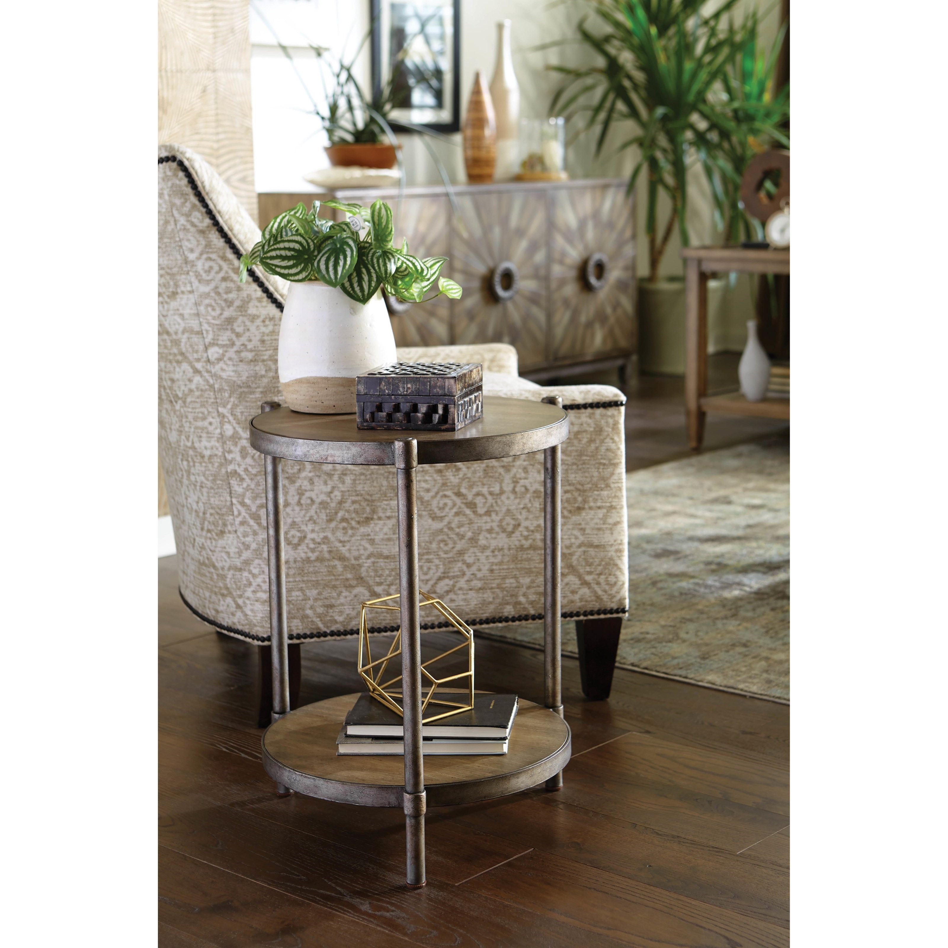 Hammary Astor Transitional Round Accent Table with Shelf Sheely's