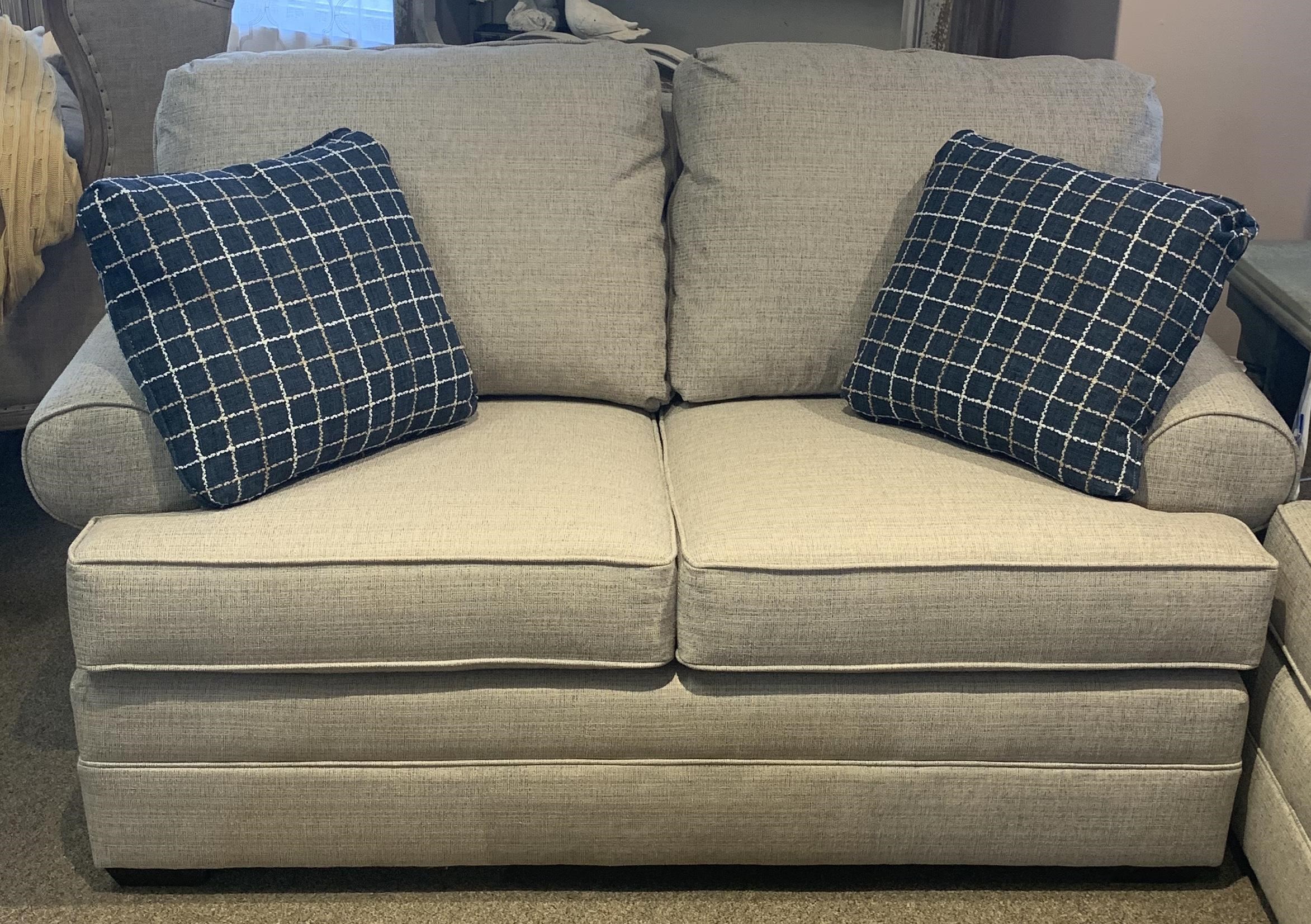 Kincaid Furniture 866 Custom Select Loveseat Howell Furniture Loveseats