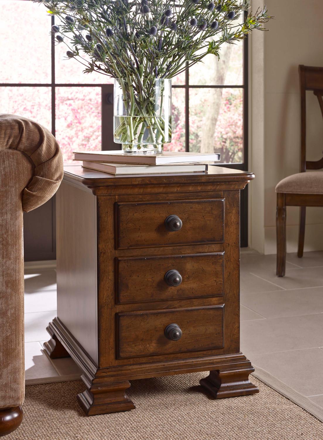 Kincaid Furniture Portolone Solid Wood Chairside Table with Flip Top