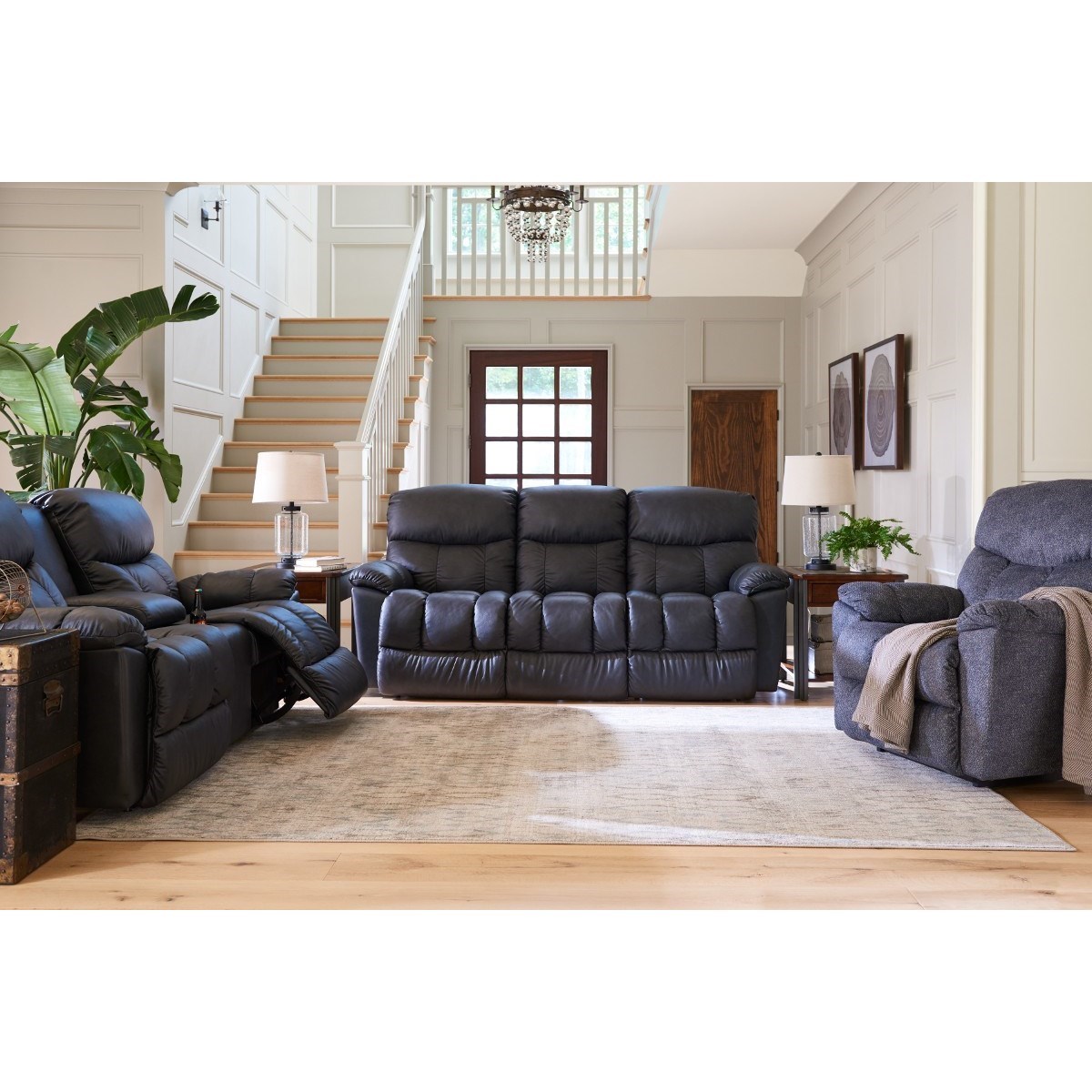 LaZBoy Morrison Casual Reclining Loveseat with Cupholder Storage