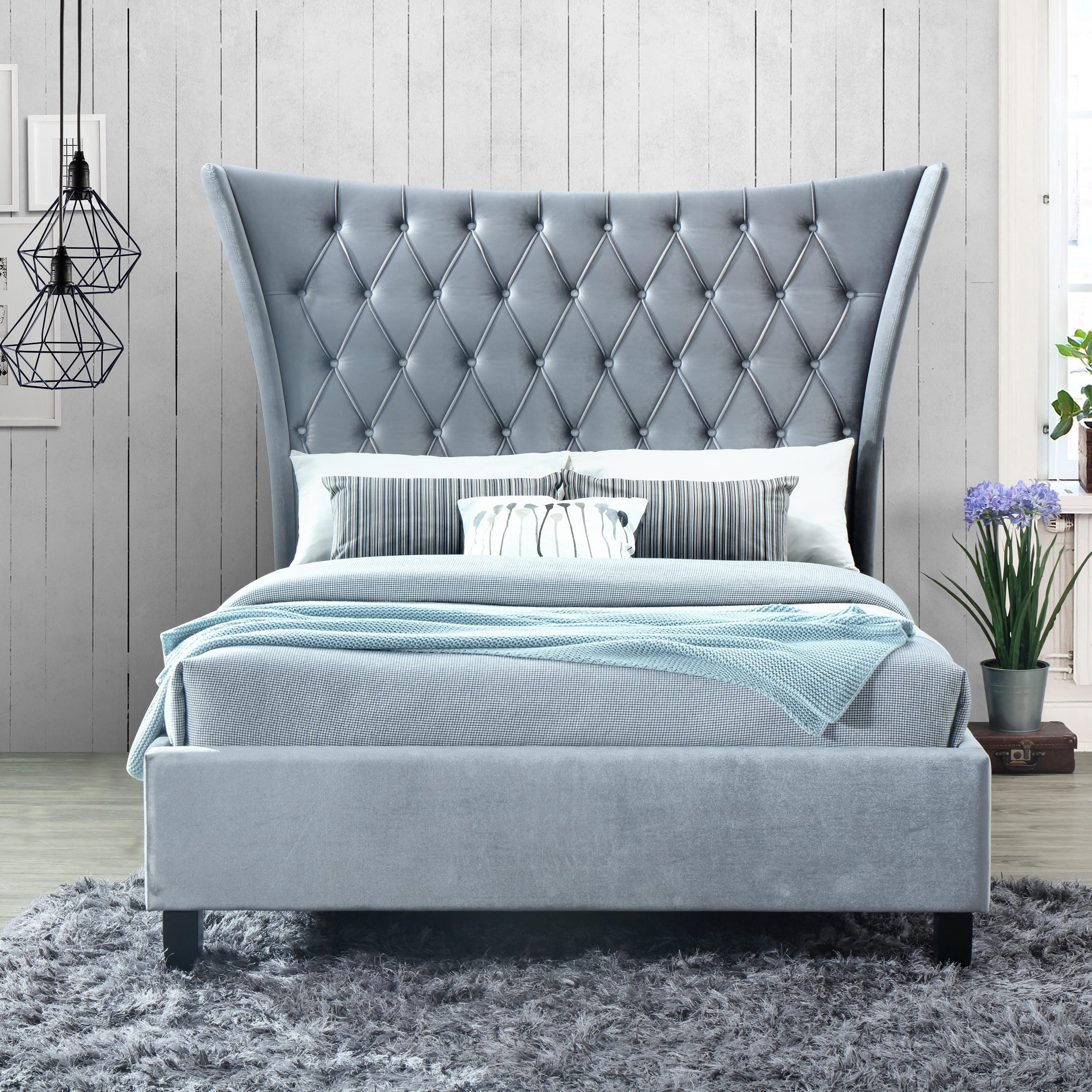 Lacey Furniture Biltmore Queen Upholstered Bed Royal Furniture Upholstered Beds