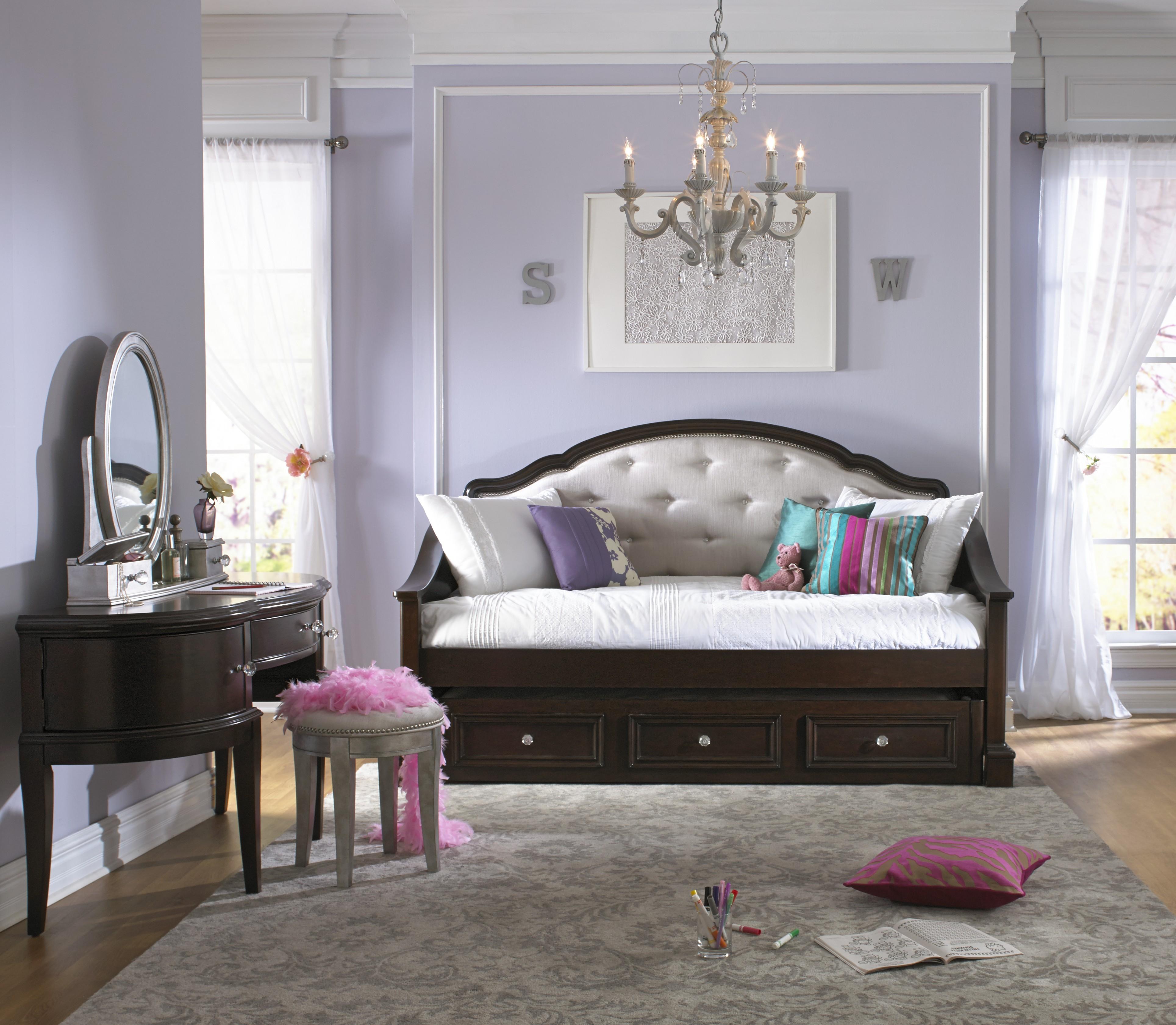 Samuel Lawrence Glamour Rhinestone Tufted Daybed w/Trundle AHFA Daybeds