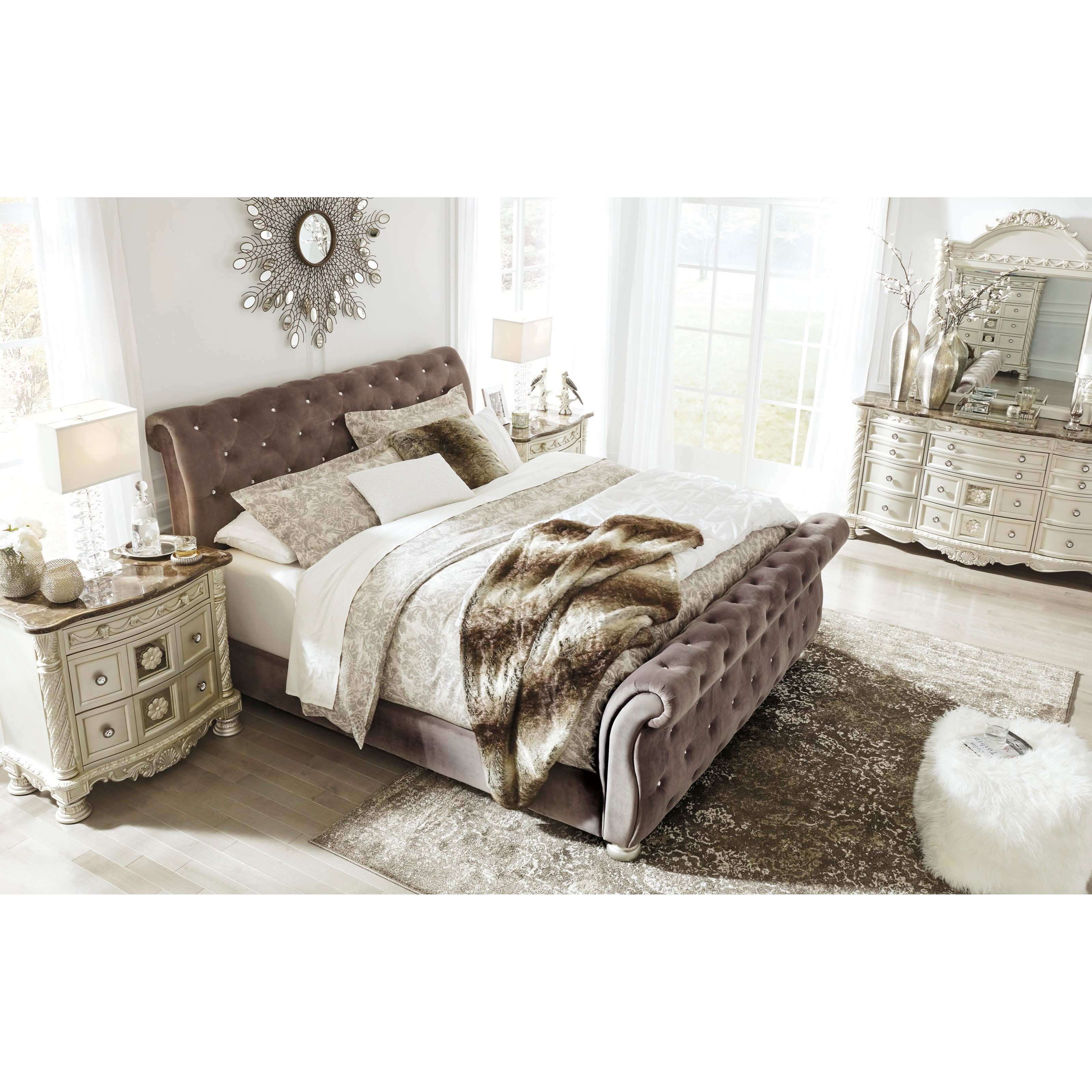 Signature Design by Ashley Cassimore Queen Upholstered Sleigh Bed with