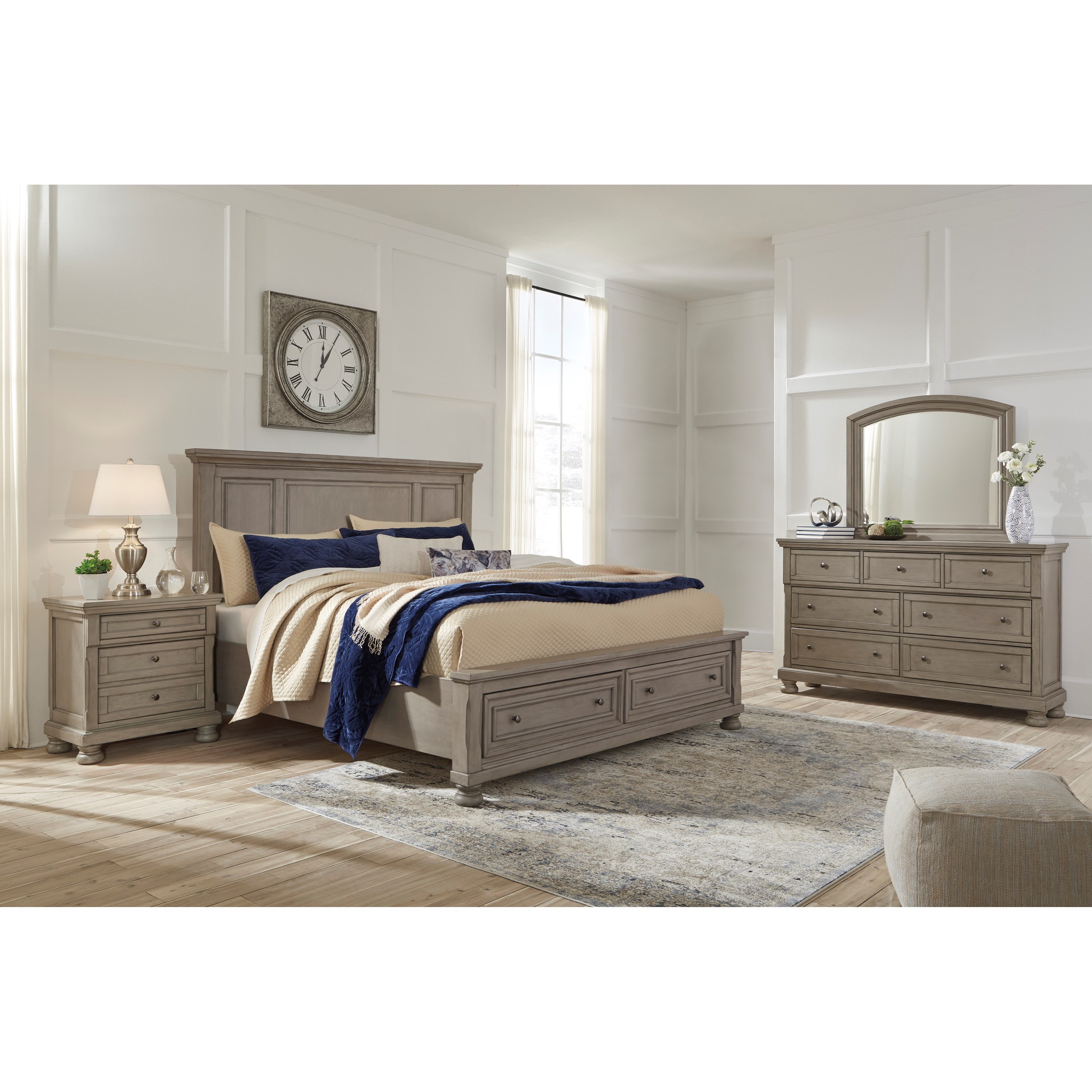 Signature Design by Ashley Lettner Queen Panel Bed with Storage