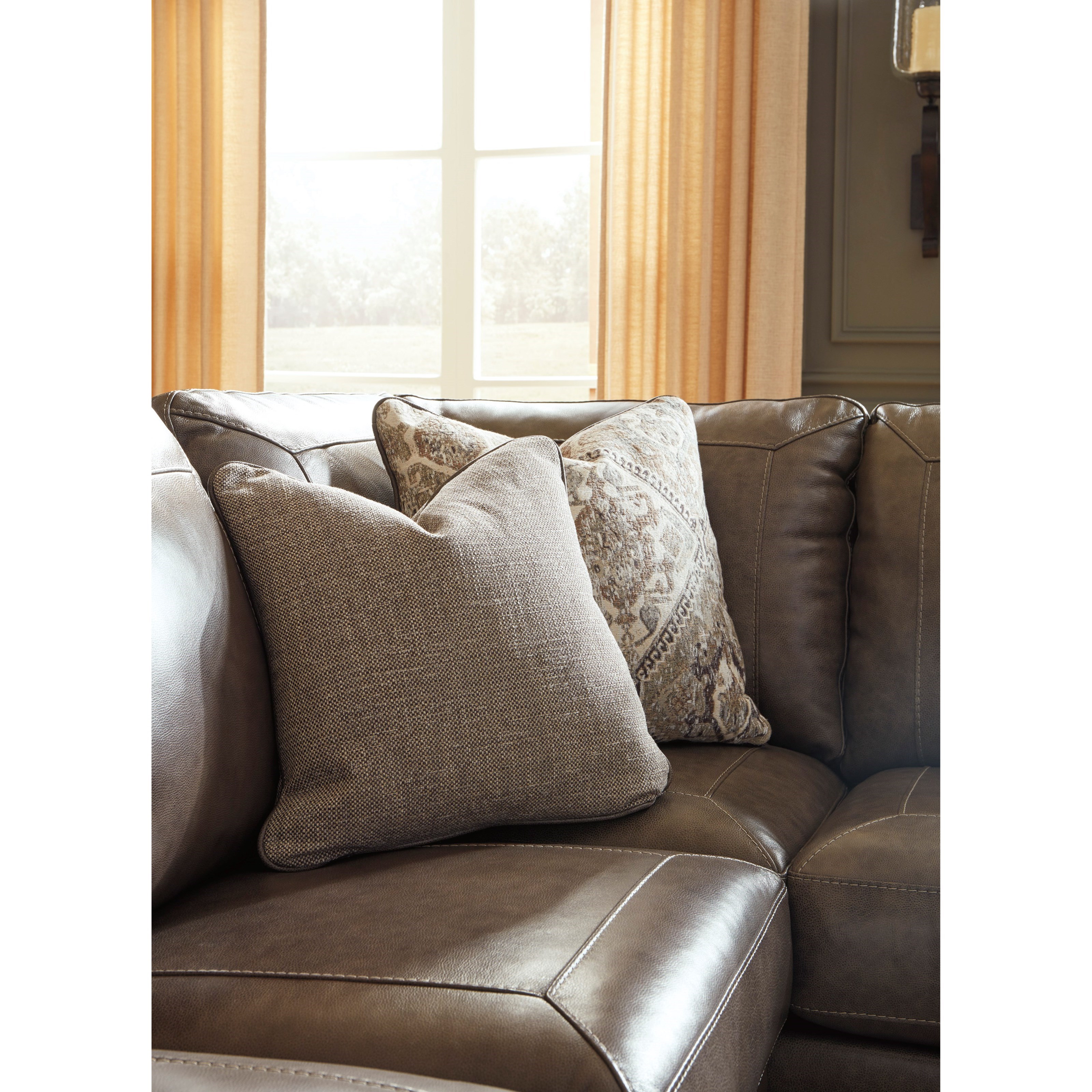 Signature Design by Ashley Roleson Transitional 3-Piece Sectional with