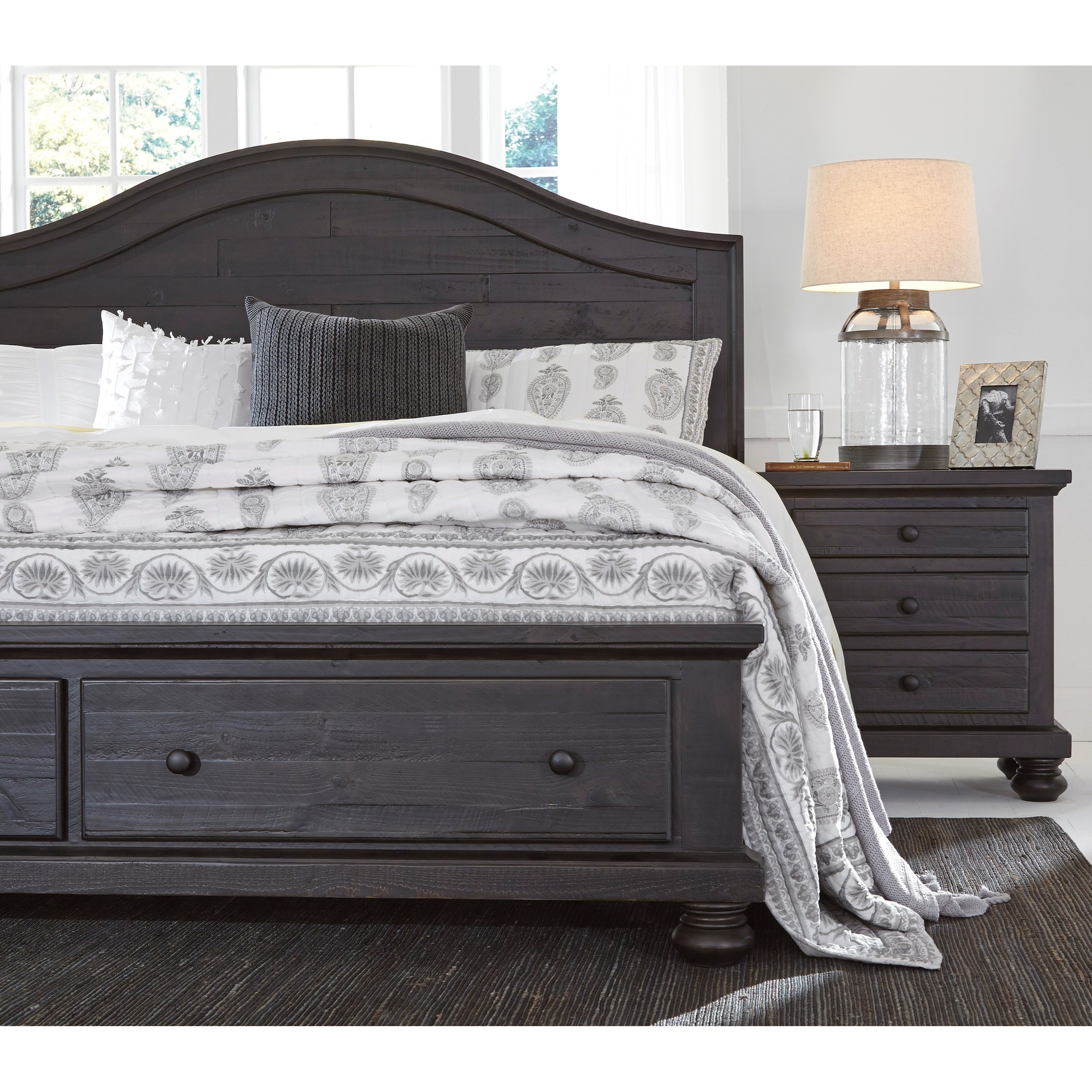 Signature Design by Ashley Sharlowe Solid Wood Queen ...