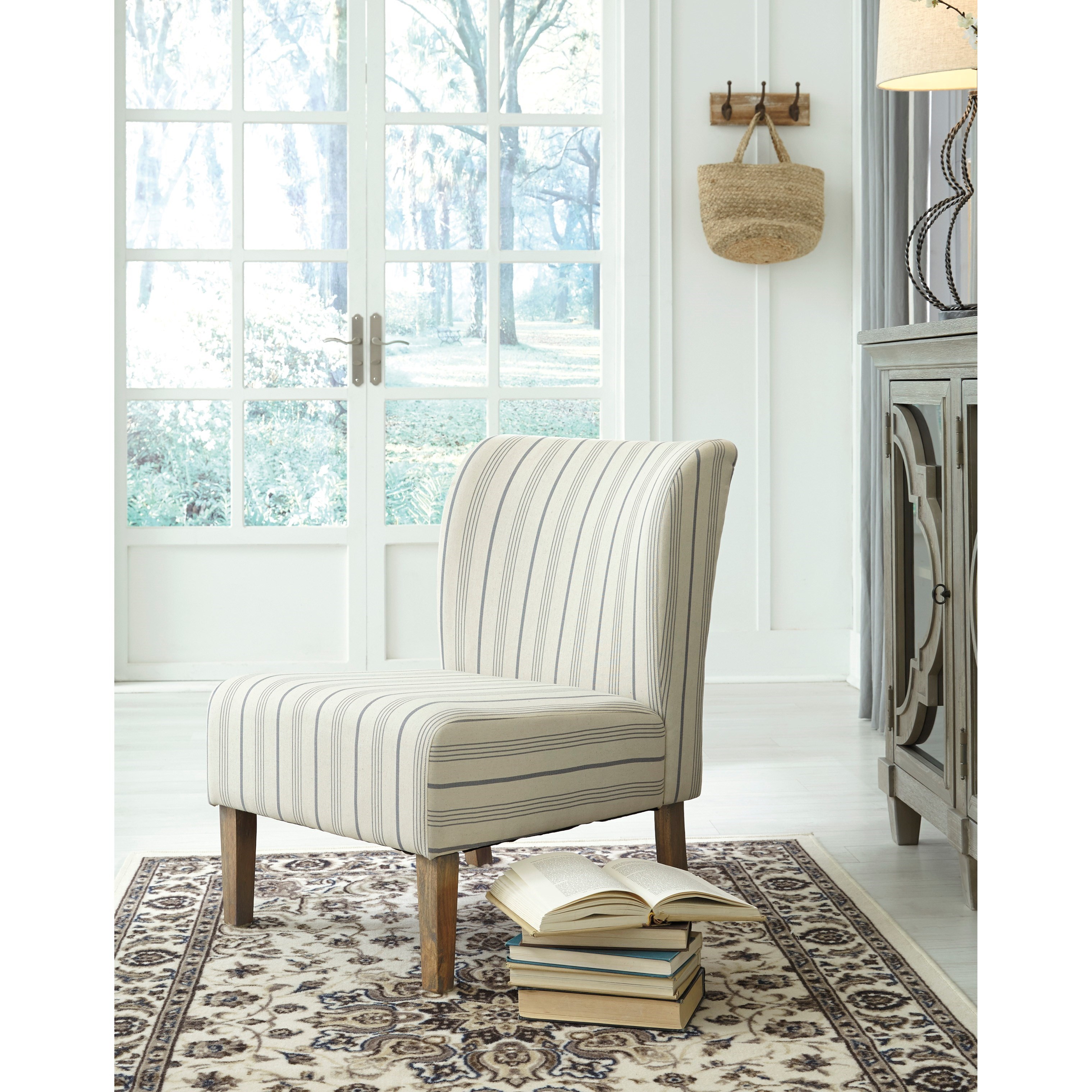 Signature Design by Ashley Triptis A3000183 Contemporary Accent Chair